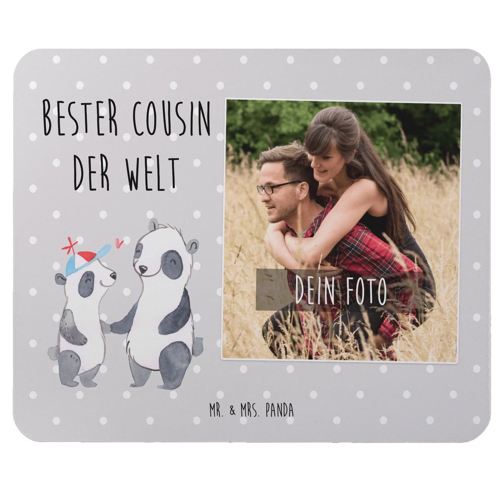 Personalisiertes Foto Mauspad Panda Bester Cousin der Welt Personalisiertes Foto Mauspad, für, Dankeschön, Geschenk, Schenken, Geburtstag, Geburtstagsgeschenk, Geschenkidee, Danke, Bedanken, Mitbringsel, Freude machen, Geschenktipp, Cousin, Kousin, Vetter, Sohn von Onkel, Sohn von Tante, Familie, Verwandtschaft, Cousine