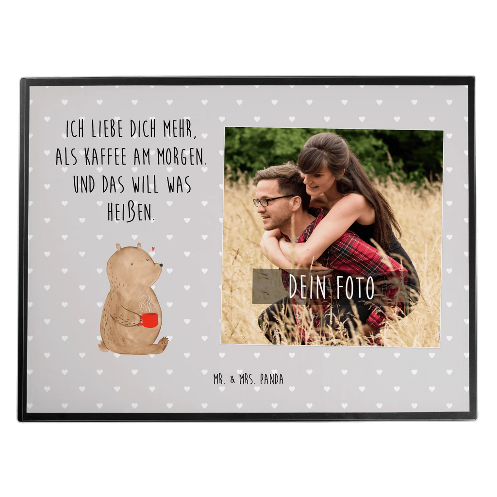 Personalisierte Foto Schreibtischunterlage Bär Morgenkaffee Personalisierte Foto Schreibtischunterlage, Liebe, Partner, Freund, Freundin, Ehemann, Ehefrau, Heiraten, Verlobung, Heiratsantrag, Liebesgeschenk, Jahrestag, Hocheitstag, Valentinstag, Geschenk für Frauen, Hochzeitstag, Mitbringsel, Geschenk für Freundin, Geschenk für Partner, Liebesbeweis, für Männer, für Ehemann