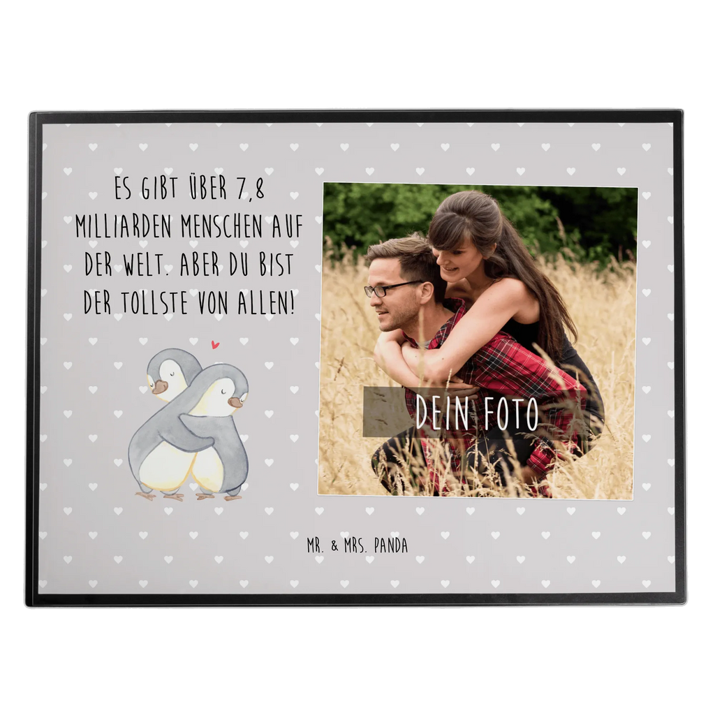 Personalisierte Foto Schreibtischunterlage Pinguine Kuscheln Personalisierte Foto Schreibtischunterlage, Liebe, Partner, Freund, Freundin, Ehemann, Ehefrau, Heiraten, Verlobung, Heiratsantrag, Liebesgeschenk, Jahrestag, Hocheitstag, Valentinstag, Geschenk für Frauen, Hochzeitstag, Mitbringsel, Geschenk für Freundin, Geschenk für Partner, Liebesbeweis, für Männer, für Ehemann