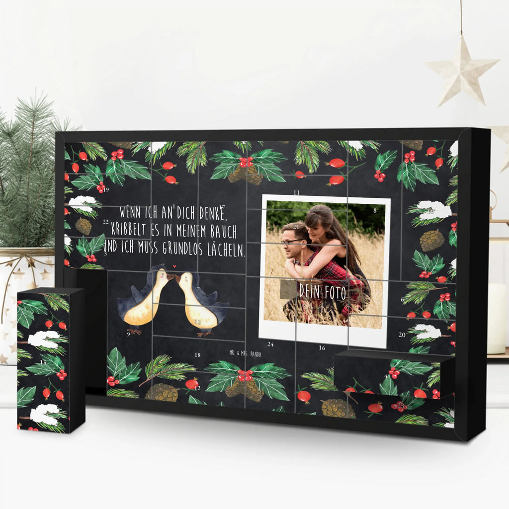 Personalisierter Befüllbarer Foto Adventskalender Pinguine Kuss Personalisierter Befüllbarer Foto Adventskalender, Liebe, Partner, Freund, Freundin, Ehemann, Ehefrau, Heiraten, Verlobung, Heiratsantrag, Liebesgeschenk, Jahrestag, Hocheitstag, Valentinstag, Geschenk für Frauen, Hochzeitstag, Mitbringsel, Geschenk für Freundin, Geschenk für Partner, Liebesbeweis, für Männer, für Ehemann