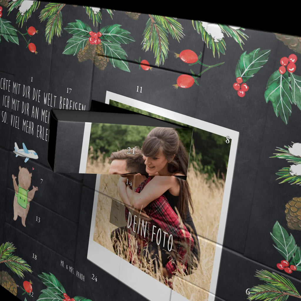 Personalisierter Befüllbarer Foto Adventskalender Bär Flugzeug Personalisierter Befüllbarer Foto Adventskalender, Liebe, Partner, Freund, Freundin, Ehemann, Ehefrau, Heiraten, Verlobung, Heiratsantrag, Liebesgeschenk, Jahrestag, Hocheitstag, Valentinstag, Geschenk für Frauen, Hochzeitstag, Mitbringsel, Geschenk für Freundin, Geschenk für Partner, Liebesbeweis, für Männer, für Ehemann