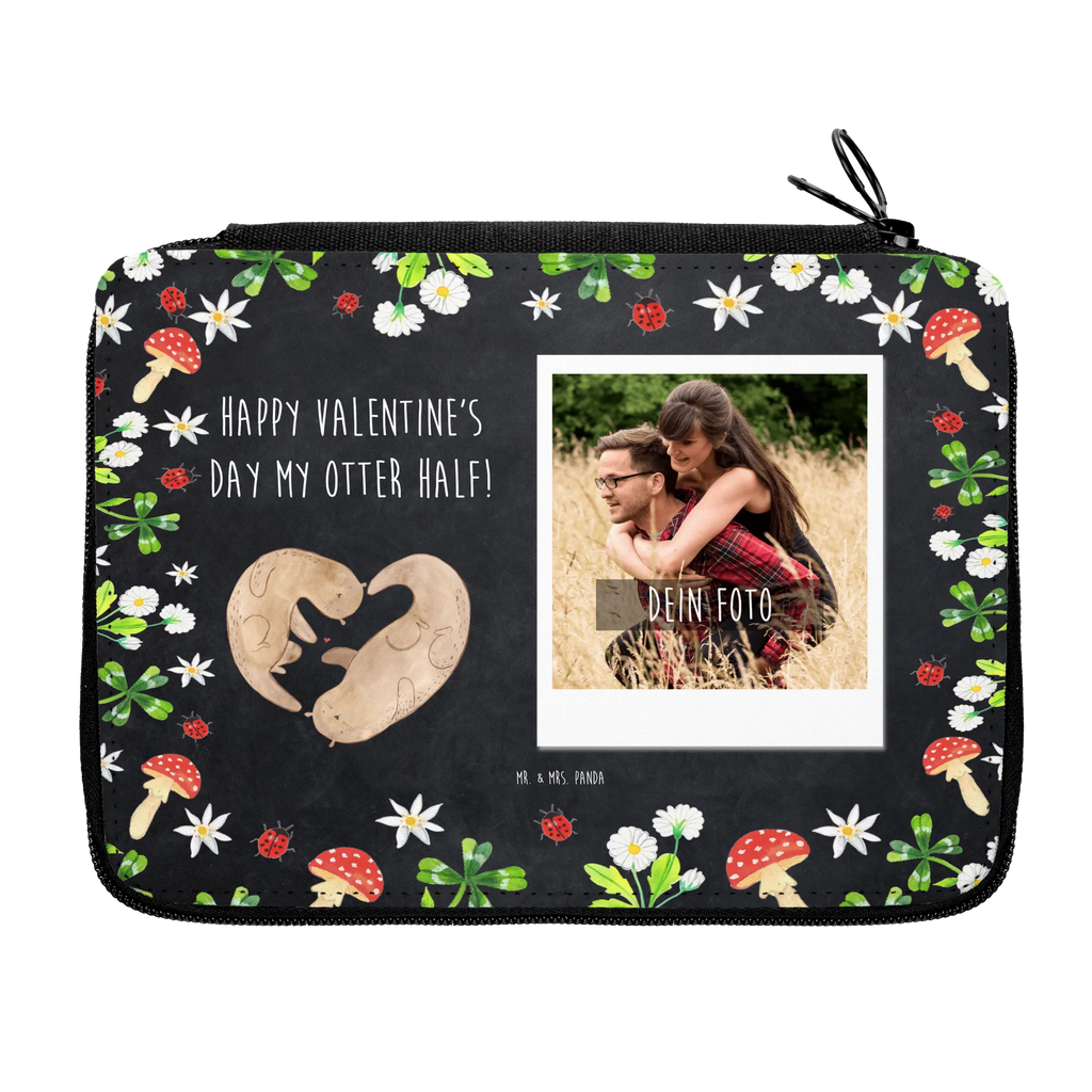 Personalisierte Foto Federmappe Otter Valentine Personalisierte Foto Federmappe, Liebe, Partner, Freund, Freundin, Ehemann, Ehefrau, Heiraten, Verlobung, Heiratsantrag, Liebesgeschenk, Jahrestag, Hocheitstag, Valentinstag, Geschenk für Frauen, Hochzeitstag, Mitbringsel, Geschenk für Freundin, Geschenk für Partner, Liebesbeweis, für Männer, für Ehemann