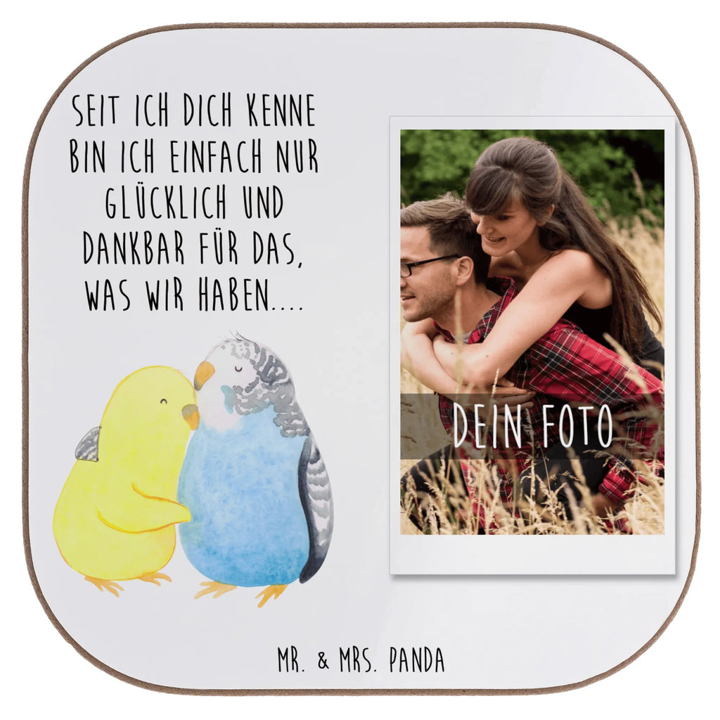 Personalisierter Foto Untersetzer Wellensittich Liebe Personalisierter Foto Untersetzer, Liebe, Partner, Freund, Freundin, Ehemann, Ehefrau, Heiraten, Verlobung, Heiratsantrag, Liebesgeschenk, Jahrestag, Hocheitstag, Vögel, Wellensittich, Nähe, Kuscheln, Vertrauen