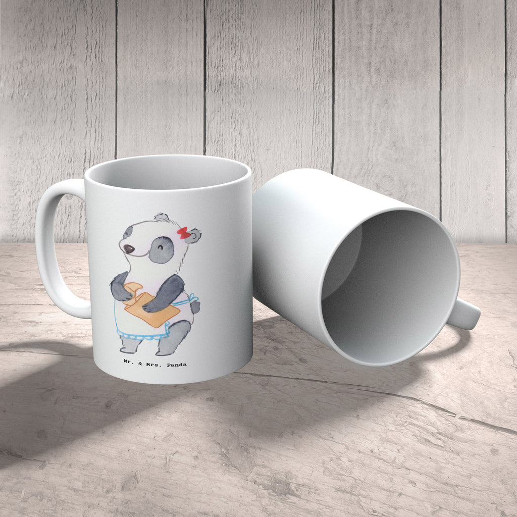 Tasse Bäckereifachverkäuferin mit Herz Tasse, Kaffeetasse, Teetasse, Becher, Kaffeebecher, Teebecher, Keramiktasse, Porzellantasse, Büro Tasse, Geschenk Tasse, Tasse Sprüche, Tasse Motive, Kaffeetassen, Tasse bedrucken, Designer Tasse, Cappuccino Tassen, Schöne Teetassen, Beruf, Ausbildung, Jubiläum, Abschied, Rente, Kollege, Kollegin, Geschenk, Schenken, Arbeitskollege, Mitarbeiter, Firma, Danke, Dankeschön, Bäckereifachverkäuferin, Backwarenverkäuferin, Bäckerei, Backstube, Bäckerladen, Brotmanufaktur