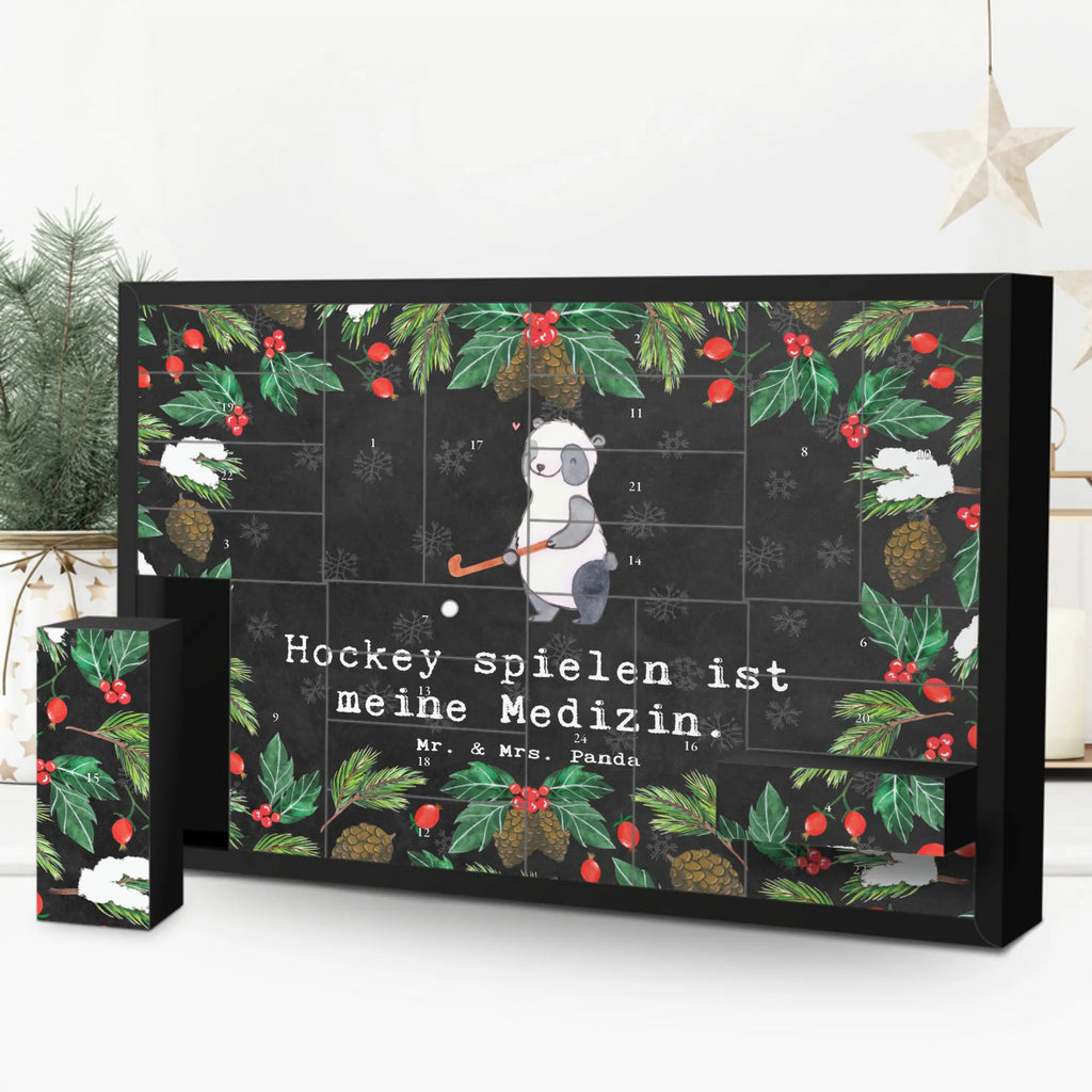 Befüllbarer Adventskalender Panda Hockey spielen Befüllbarer Adventskalender, Adventskalender zum selbst befüllen, Geschenk, Sport, Sportart, Hobby, Schenken, Danke, Dankeschön, Auszeichnung, Gewinn, Sportler, Hockey spielen, Feldhockey, Hockeyschläger, Hockey Verein