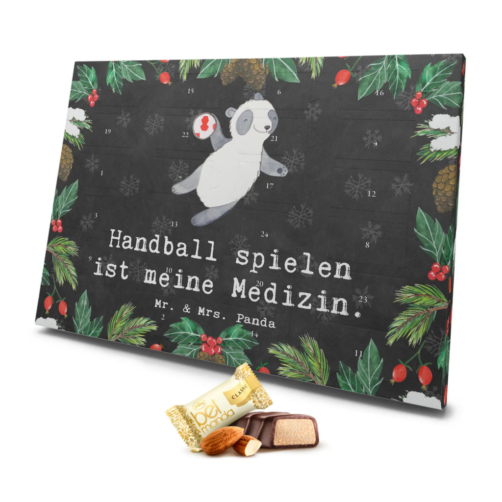 Marzipan Adventskalender Panda Handball spielen Marzipan Adventskalender, Geschenk, Sport, Sportart, Hobby, Schenken, Danke, Dankeschön, Auszeichnung, Gewinn, Sportler, Handball spielen, Handball Turnier, Handball Club, Handball Verein