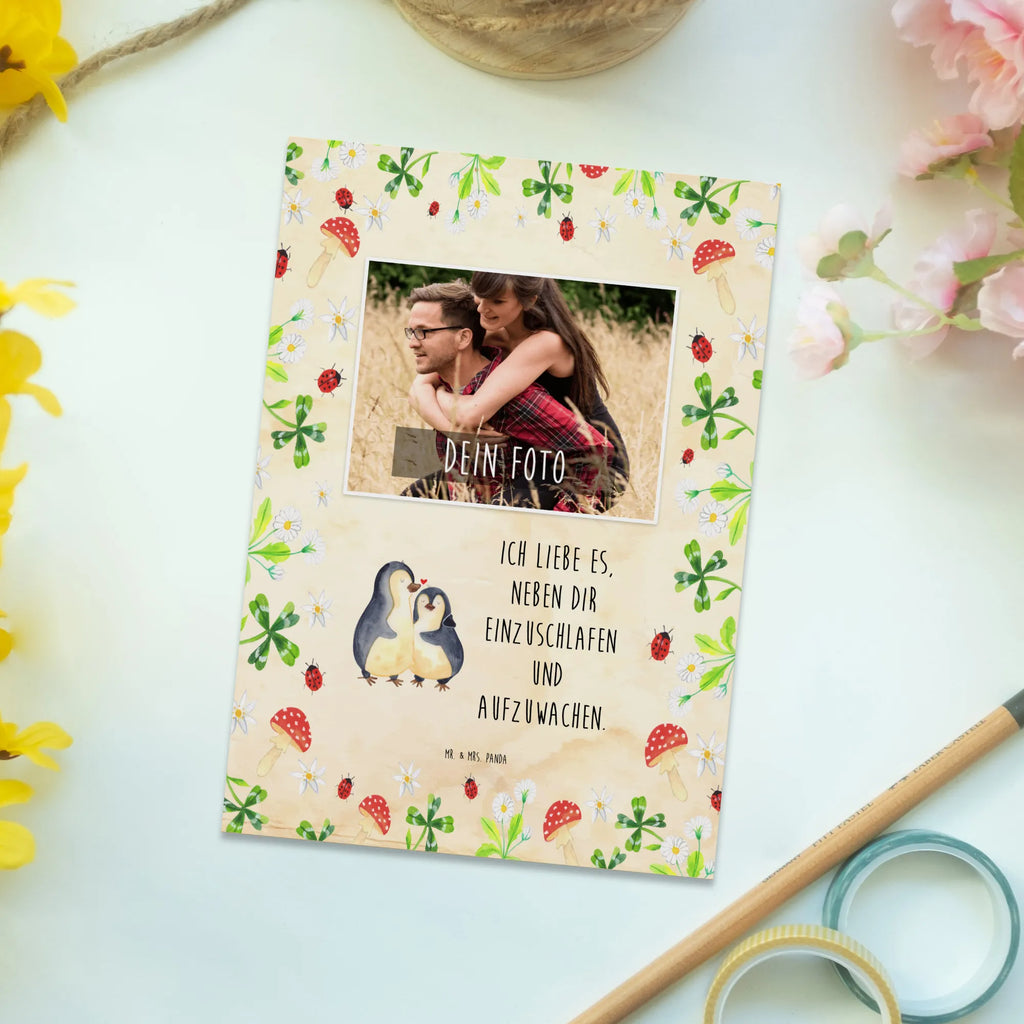 Personalisierte Foto Postkarte Pinguine Einschlafen Personalisierte Foto Postkarte, Liebe, Partner, Freund, Freundin, Ehemann, Ehefrau, Heiraten, Verlobung, Heiratsantrag, Liebesgeschenk, Jahrestag, Hocheitstag, Valentinstag, Geschenk für Frauen, Hochzeitstag, Mitbringsel, Geschenk für Freundin, Geschenk für Partner, Liebesbeweis, für Männer, für Ehemann