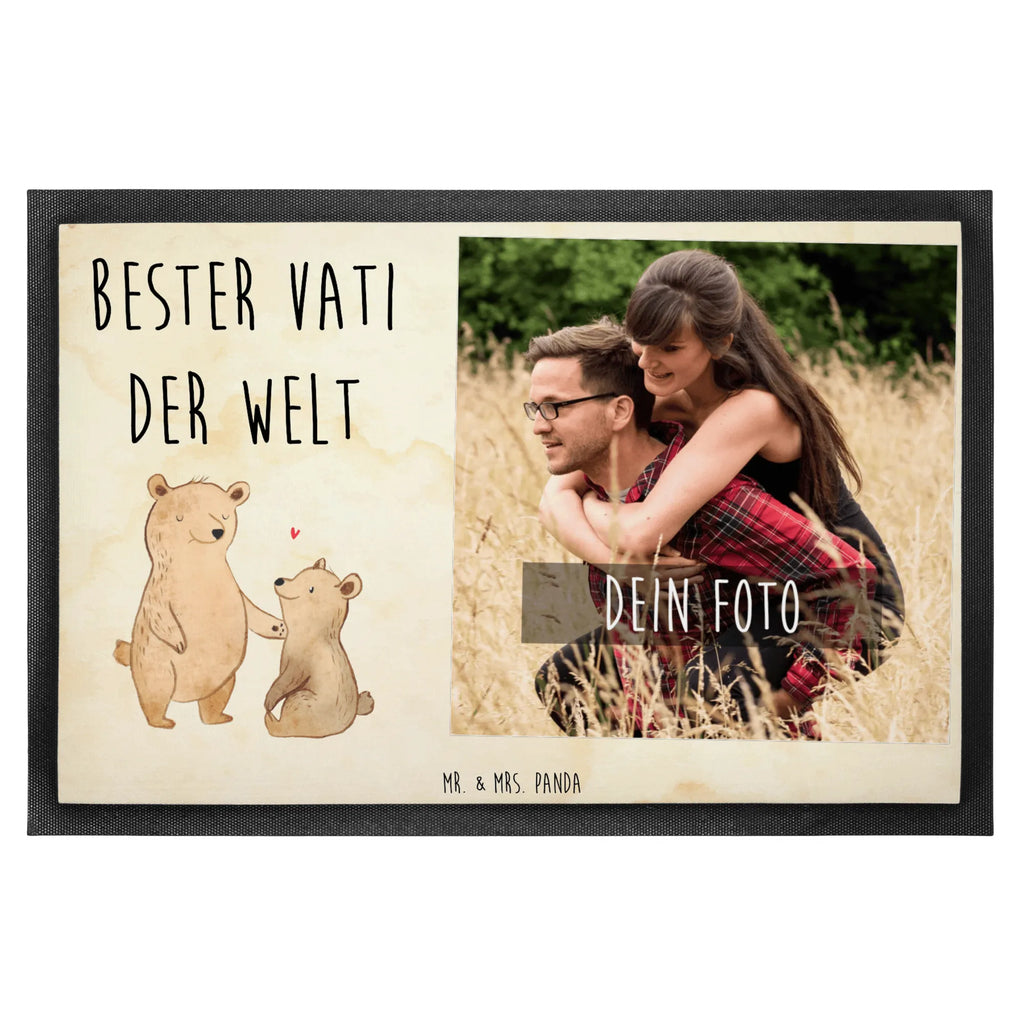 Personalisierte Foto Fußmatte Bär Bester Vati der Welt Personalisierte Foto Fußmatte, für, Dankeschön, Geschenk, Schenken, Geburtstag, Geburtstagsgeschenk, Geschenkidee, Danke, Bedanken, Mitbringsel, Freude machen, Geschenktipp, Vater, Papa, Dad, Daddy, Paps, Papi, Vati, Eltern, Geschenk Vater, Mann, Familie, Bester, Kleinigkeit