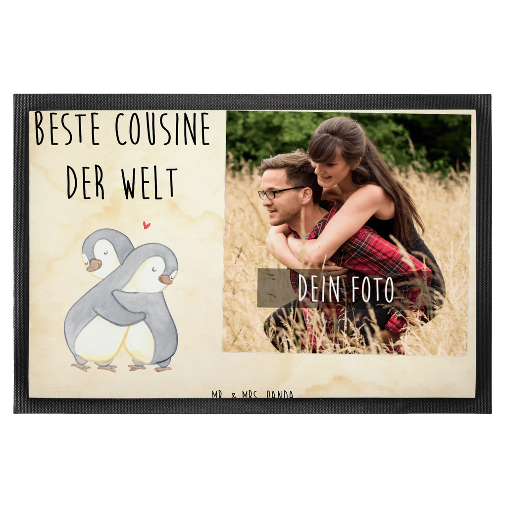 Personalisierte Foto Fußmatte Pinguin Beste Cousine der Welt Personalisierte Foto Fußmatte, für, Dankeschön, Geschenk, Schenken, Geburtstag, Geburtstagsgeschenk, Geschenkidee, Danke, Bedanken, Mitbringsel, Freude machen, Geschenktipp, Cousine, Kusine, Kousine, Cousinchen, Tochter von Onkel, Tochter von Tante, Familie, Verwandtschaft, Cousin