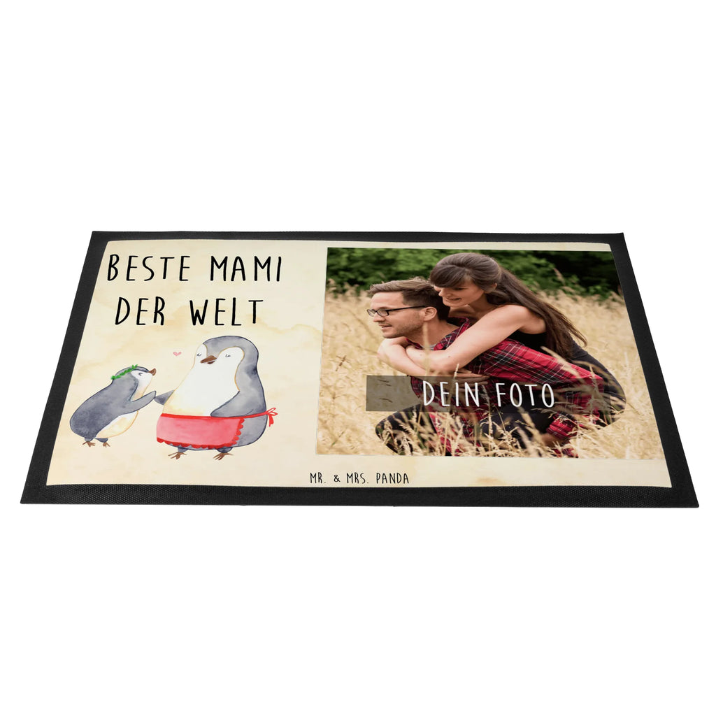 Personalisierte Foto Fußmatte Pinguin Beste Mami der Welt Personalisierte Foto Fußmatte, für, Dankeschön, Geschenk, Schenken, Geburtstag, Geburtstagsgeschenk, Geschenkidee, Danke, Bedanken, Mitbringsel, Freude machen, Geschenktipp, Mama, Mami, Mutter, Muttertag, Mutti, Ma, Tochter, Sohn, Beste Mama, Beste, Supermama