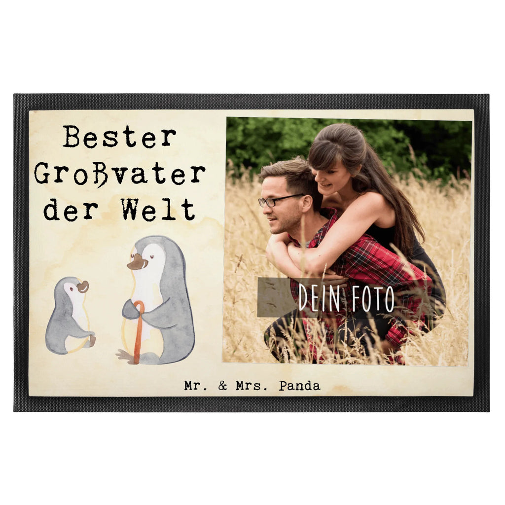 Personalisierte Foto Fußmatte Pinguin Bester Großvater der Welt Personalisierte Foto Fußmatte, für, Dankeschön, Geschenk, Schenken, Geburtstag, Geburtstagsgeschenk, Geschenkidee, Danke, Bedanken, Mitbringsel, Freude machen, Geschenktipp, Großvater, Grossvater, Opa, Opi. Großpapa, Großeltern, Enkel, Enkelin, Enkelkind, Kleinigkeit, Oppa, Oppi, Bester