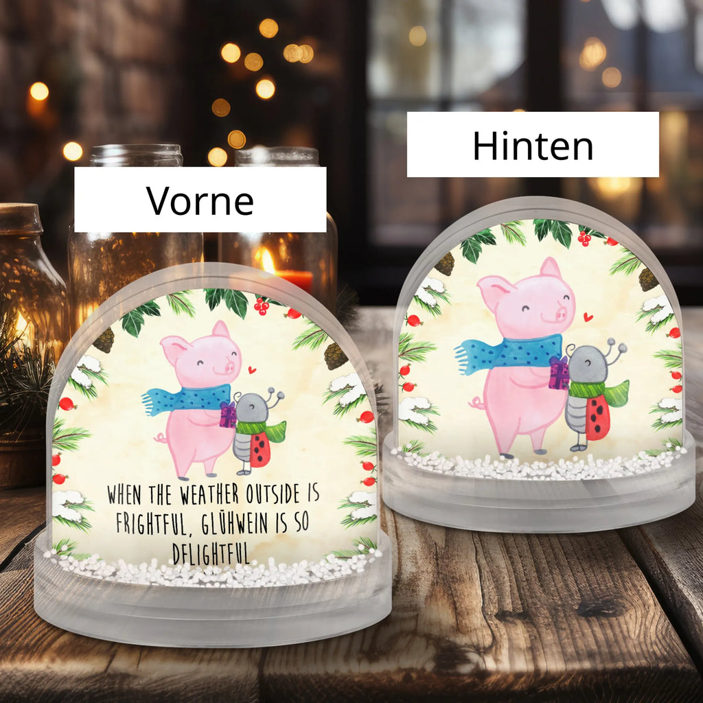 Schneekugel Glühschwein Smörle Schneekugel, Schüttelkugel, Wunderkugel, Winter, Weihnachten, Weihnachtsdeko, Nikolaus, Advent, Heiligabend, Wintermotiv, Handgezeichnetes Glühschwein, Kreatives Glühschwein Design, Winterlicher Glühwein Spruch, Glühwein Liebhaber Geschenk, Herzliches Marienkäfer Motiv, Marienkäfer in Winterkleidung, Glühwein ist köstlich Spruch, Smörle der stolze Marienkäfer, Süßer Marienkäfer gibt Geschenk, Romantische Geschenkidee Glühwein