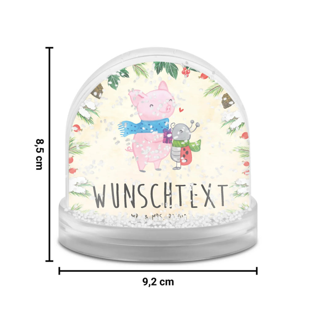 Personalisierte Schneekugel Glühschwein Smörle Personalisierte Schneekugel, Personalisierte Schüttelkugel, Personalisierte  Wunderkugel, Winter, Weihnachten, Weihnachtsdeko, Nikolaus, Advent, Heiligabend, Wintermotiv, Handgezeichnetes Glühschwein, Kreatives Glühschwein Design, Winterlicher Glühwein Spruch, Glühwein Liebhaber Geschenk, Herzliches Marienkäfer Motiv, Marienkäfer in Winterkleidung, Glühwein ist köstlich Spruch, Smörle der stolze Marienkäfer, Süßer Marienkäfer gibt Geschenk, Romantische Geschenkidee Glühwein