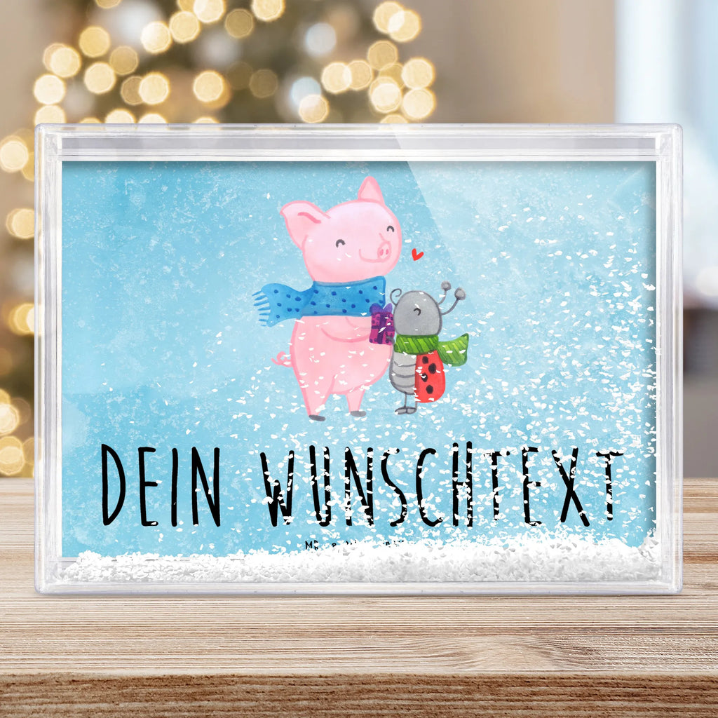 Personalisierter Schüttelrahmen Glühschwein Smörle Winter, Weihnachten, Weihnachtsdeko, Nikolaus, Advent, Heiligabend, Wintermotiv, Handgezeichnetes Glühschwein, Kreatives Glühschwein Design, Winterlicher Glühwein Spruch, Glühwein Liebhaber Geschenk, Herzliches Marienkäfer Motiv, Marienkäfer in Winterkleidung, Glühwein ist köstlich Spruch, Smörle der stolze Marienkäfer, Süßer Marienkäfer gibt Geschenk, Romantische Geschenkidee Glühwein