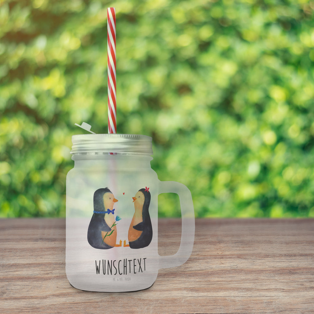 Personalisiertes Trinkglas Mason Jar Pinguin Pärchen Personalisiertes Mason Jar, Personalisiertes Glas, Personalisiertes Trinkglas, Personalisiertes Henkelglas, Personalisiertes Sommerglas, Personalisiertes Einmachglas, Personalisiertes Cocktailglas, Personalisiertes Cocktail-Glas, mit Namen, Wunschtext, Wunschnamen, Mason Jar selbst bedrucken, Wunschglas mit Namen, Bedrucktes Trinkglas, Geschenk mit Namen, Pinguin, Pinguine, Liebe, Liebespaar, Liebesbeweis, Liebesgeschenk, Verlobung, Jahrestag, Hochzeitstag, Hochzeit, Hochzeitsgeschenk, große Liebe, Traumpaar