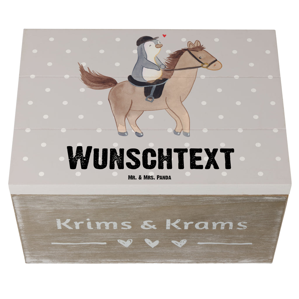 Personalisierte Holzkiste Pferd Reiten Tage Holzkiste mit Namen, Kiste mit Namen, Schatzkiste mit Namen, Truhe mit Namen, Schatulle mit Namen, Erinnerungsbox mit Namen, Erinnerungskiste, mit Namen, Dekokiste mit Namen, Aufbewahrungsbox mit Namen, Holzkiste Personalisiert, Kiste Personalisiert, Schatzkiste Personalisiert, Truhe Personalisiert, Schatulle Personalisiert, Erinnerungsbox Personalisiert, Erinnerungskiste Personalisiert, Dekokiste Personalisiert, Aufbewahrungsbox Personalisiert, Geschenkbox personalisiert, GEschenkdose personalisiert, Geschenk, Sport, Sportart, Hobby, Schenken, Danke, Dankeschön, Auszeichnung, Gewinn, Sportler, Reiten, Reitsport, Reitverein, Reitstall, Pferde