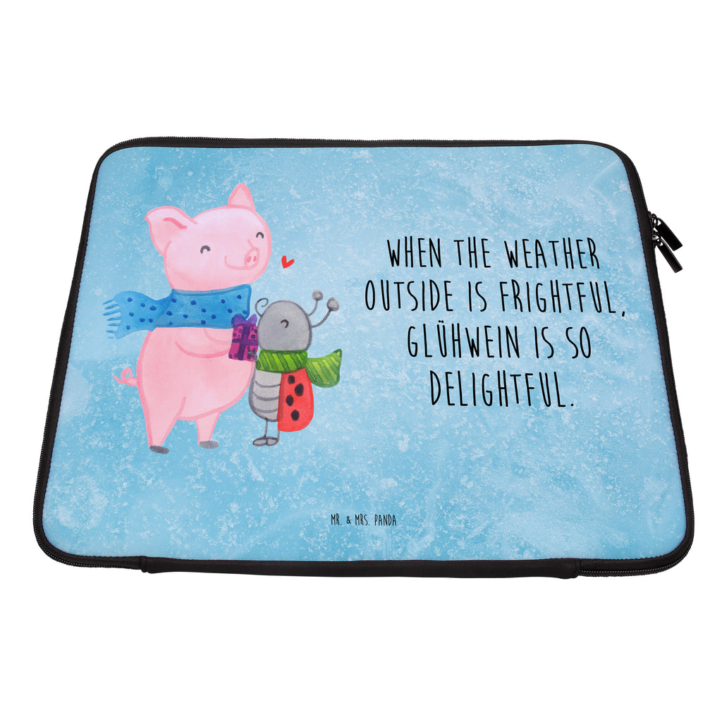 Notebook Tasche Glühschwein Smörle Notebook Tasche, Laptop, Computertasche, Tasche, Notebook-Tasche, Notebook-Reisehülle, Notebook Schutz, Winter, Weihnachten, Weihnachtsdeko, Nikolaus, Advent, Heiligabend, Wintermotiv, Handgezeichnetes Glühschwein, Kreatives Glühschwein Design, Winterlicher Glühwein Spruch, Glühwein Liebhaber Geschenk, Herzliches Marienkäfer Motiv, Marienkäfer in Winterkleidung, Glühwein ist köstlich Spruch, Smörle der stolze Marienkäfer, Süßer Marienkäfer gibt Geschenk, Romantische Geschenkidee Glühwein