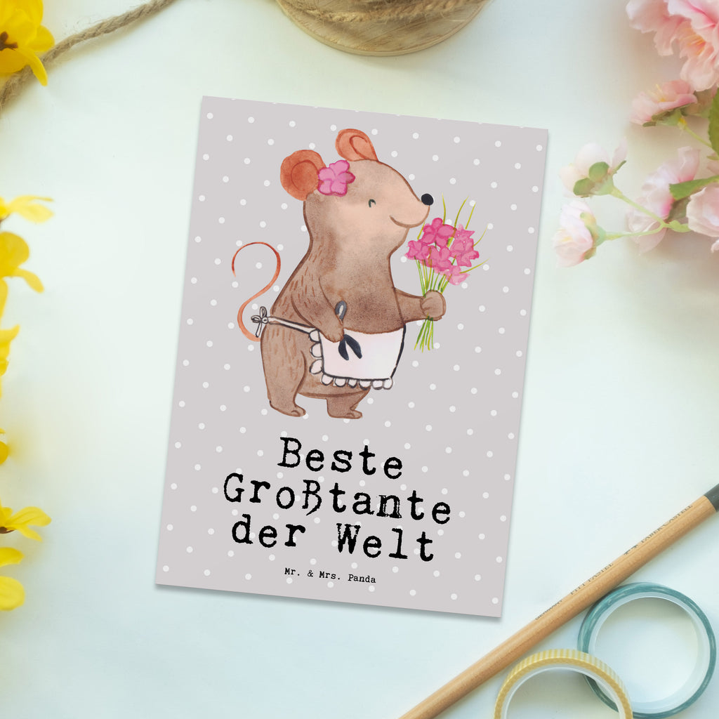 Postkarte Maus Beste Großtante der Welt Postkarte, Karte, Geschenkkarte, Grußkarte, Einladung, Ansichtskarte, Geburtstagskarte, Einladungskarte, Dankeskarte, Ansichtskarten, Einladung Geburtstag, Einladungskarten Geburtstag, für, Dankeschön, Geschenk, Schenken, Geburtstag, Geburtstagsgeschenk, Geschenkidee, Danke, Bedanken, Mitbringsel, Freude machen, Geschenktipp, Großtante, Grosstante, Tante, Lieblingstante, Familie, Schwester, Tanten, Kleinigkeit, Beste, Nichte, Neffe, Groß