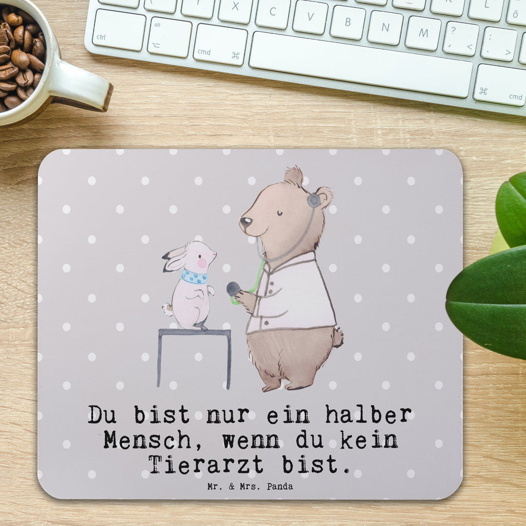 Mauspad Tierarzt mit Herz Mousepad, Computer zubehör, Büroausstattung, PC Zubehör, Arbeitszimmer, Mauspad, Einzigartiges Mauspad, Designer Mauspad, Mausunterlage, Mauspad Büro, Beruf, Ausbildung, Jubiläum, Abschied, Rente, Kollege, Kollegin, Geschenk, Schenken, Arbeitskollege, Mitarbeiter, Firma, Danke, Dankeschön