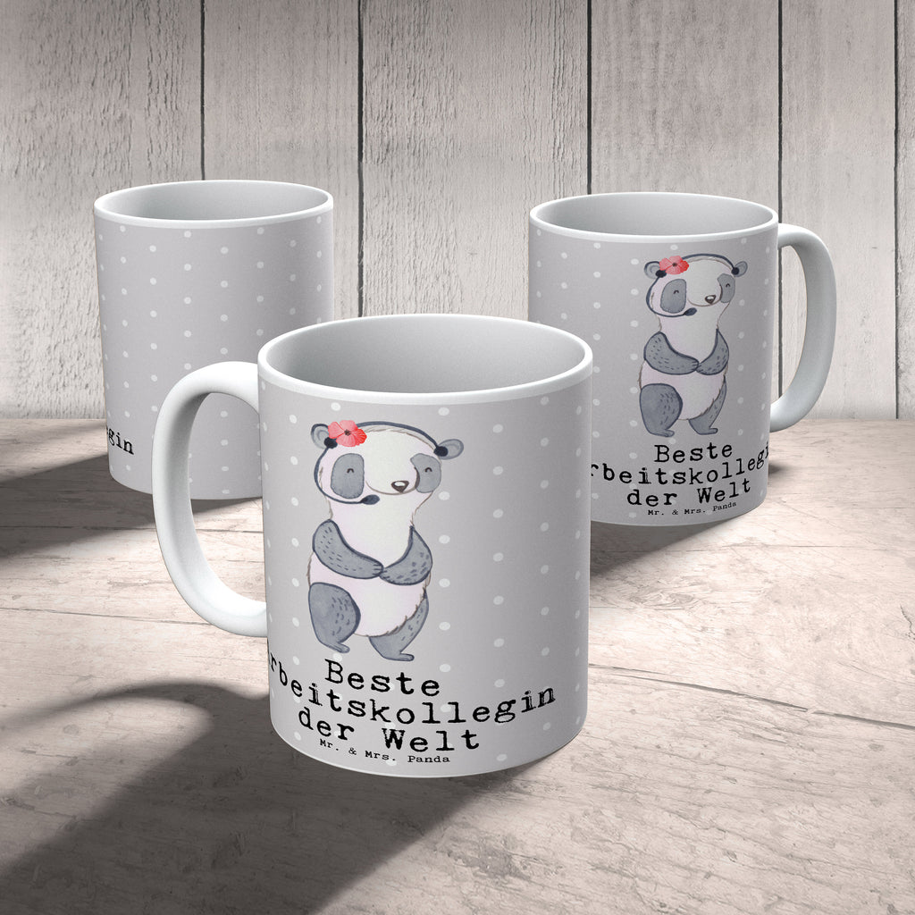 Tasse Panda Beste Arbeitskollegin der Welt Tasse, Kaffeetasse, Teetasse, Becher, Kaffeebecher, Teebecher, Keramiktasse, Porzellantasse, Büro Tasse, Geschenk Tasse, Tasse Sprüche, Tasse Motive, für, Dankeschön, Geschenk, Schenken, Geburtstag, Geburtstagsgeschenk, Geschenkidee, Danke, Bedanken, Mitbringsel, Freude machen, Geschenktipp, Arbeitskollegin, Kollegin, Freundin, Büro, Abschiedsgeschenk, Ruhestand, Arbeit, Mitarbeiterin, Berufsgenossin, Beruf