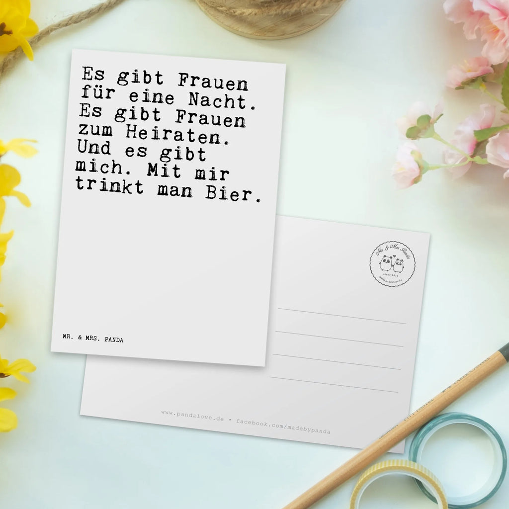 Postkarte Sprüche und Zitate Es gibt Frauen für eine Nacht. Es gibt Frauen zum Heiraten. Und es gibt mich. Mit mir trinkt man Bier. Postkarte, Karte, Geschenkkarte, Grußkarte, Einladung, Ansichtskarte, Geburtstagskarte, Einladungskarte, Dankeskarte, Ansichtskarten, Einladung Geburtstag, Einladungskarten Geburtstag, Spruch, Sprüche, lustige Sprüche, Weisheiten, Zitate, Spruch Geschenke, Spruch Sprüche Weisheiten Zitate Lustig Weisheit Worte