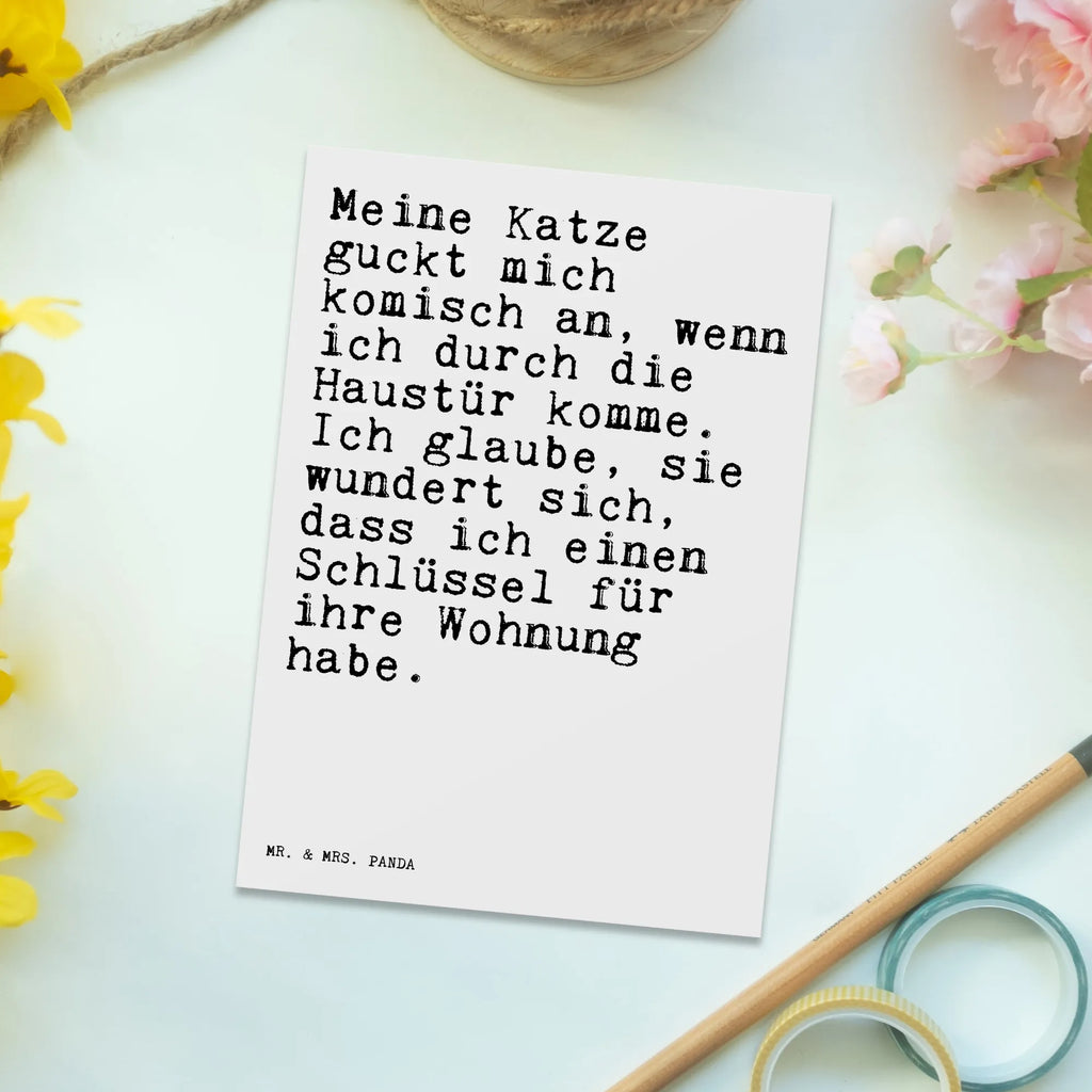 Postkarte Sprüche und Zitate Meine Katze guckt mich komisch an, wenn ich durch die Haustür komme. Ich glaube, sie wundert sich, dass ich einen Schlüssel für ihre Wohnung habe. Postkarte, Karte, Geschenkkarte, Grußkarte, Einladung, Ansichtskarte, Geburtstagskarte, Einladungskarte, Dankeskarte, Ansichtskarten, Einladung Geburtstag, Einladungskarten Geburtstag, Spruch, Sprüche, lustige Sprüche, Weisheiten, Zitate, Spruch Geschenke, Spruch Sprüche Weisheiten Zitate Lustig Weisheit Worte