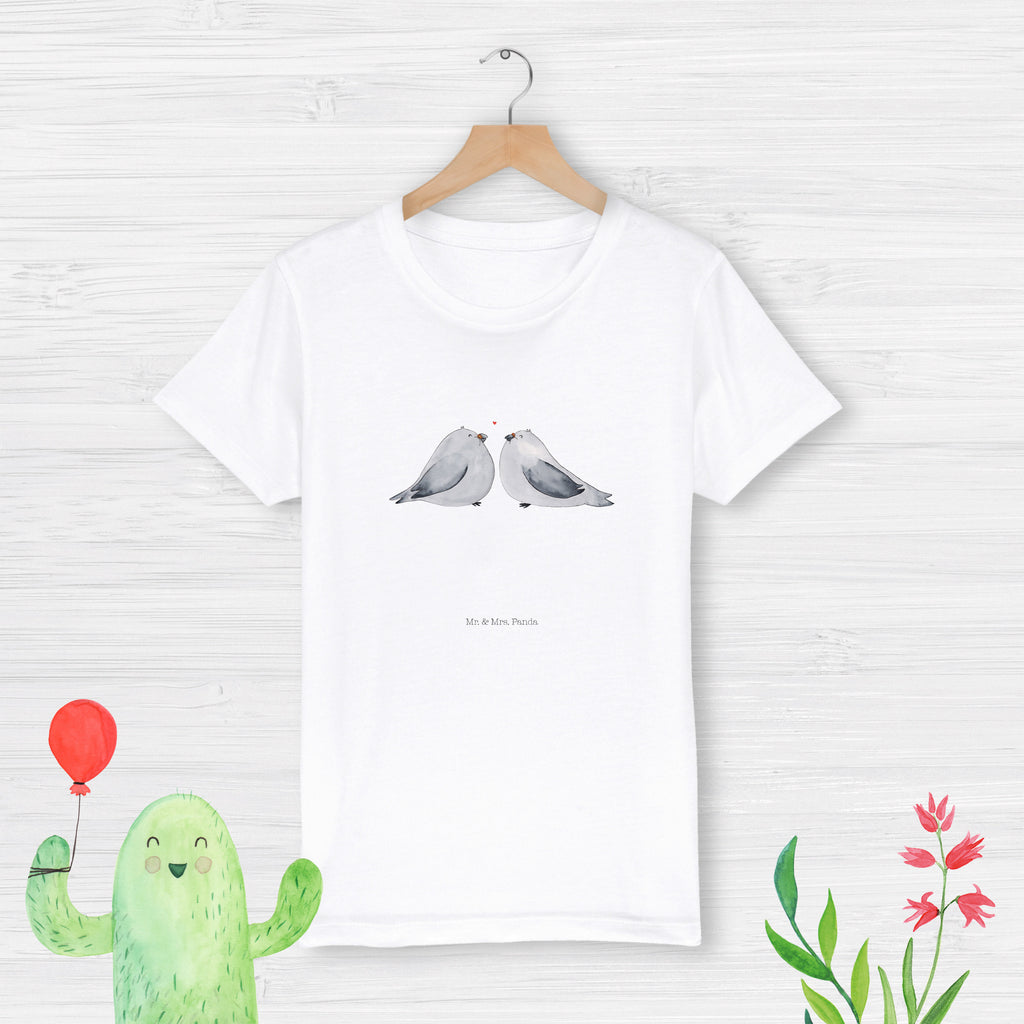 Organic Kinder T-Shirt Turteltauben Liebe Kinder T-Shirt, Kinder T-Shirt Mädchen, Kinder T-Shirt Jungen, Liebe, Partner, Freund, Freundin, Ehemann, Ehefrau, Heiraten, Verlobung, Heiratsantrag, Liebesgeschenk, Jahrestag, Hocheitstag, Turteltauben, Turteltäubchen, Tauben, Verliebt, Verlobt, Verheiratet, Geschenk Freundin, Geschenk Freund, Liebesbeweis, Hochzeitstag, Geschenk Hochzeit