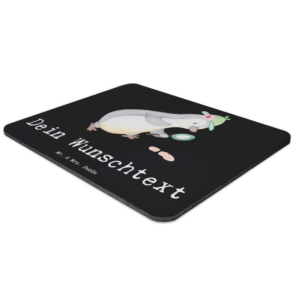 Personalisiertes Mauspad Detektivin mit Herz Personalisiertes Mousepad, Personalisiertes Mouse Pad, Personalisiertes Mauspad, Mauspad mit Namen, Mousepad mit Namen, Mauspad bedrucken, Mousepad bedrucken, Namensaufdruck, selbst bedrucken, Arbeitszimmer Geschenk, Büro Geschenk, Mouse Pad mit Namen, Selbst bedrucken, Individuelles Mauspad, Einzigartiges Mauspad, Mauspad mit Namen gestalten, Beruf, Ausbildung, Jubiläum, Abschied, Rente, Kollege, Kollegin, Geschenk, Schenken, Arbeitskollege, Mitarbeiter, Firma, Danke, Dankeschön, Detektivin, Ermittlerin, Agentin, Privatdetektei, Berufsdetektivin, Wirtschaftsdetektei, Detektivausbildung, Spurensuche