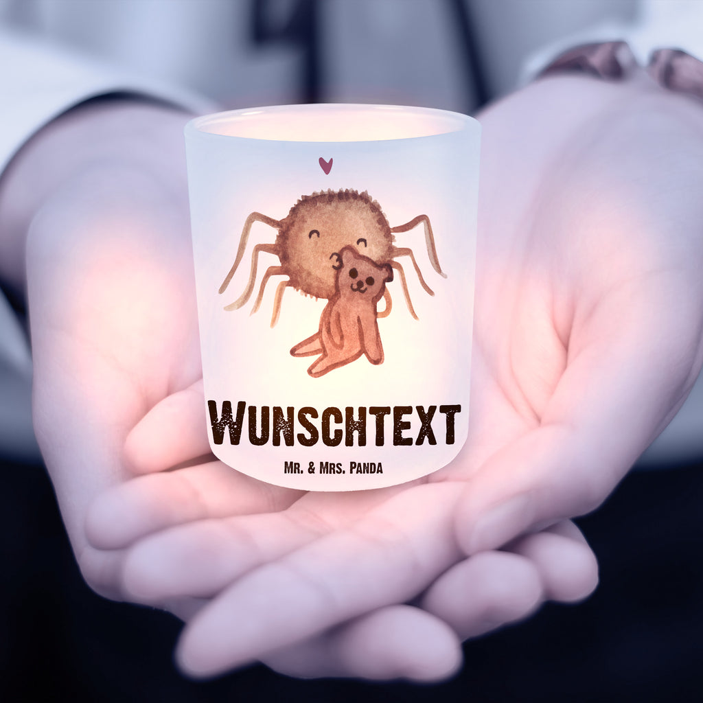 Personalisiertes Windlicht Spinne Agathe Teddy Personalisiertes Windlicht, Personalisiertes Windlicht Glas, Personalisiertes Teelichtglas, Personalisierter Teelichthalter, Personalisiertes Kerzenglas, Personalisierte Kerze, Personalisiertes Teelicht, Windlicht mit Namen, Windlicht Glas mit Namen, Teelichtglas mit Namen, Teelichthalter mit Namen, Teelichter mit Namen, Kerzenglas mit Namen, Kerze mit Namen, Teelicht mit Namen, Namenspersonalisierung, Name, selbst gestalten, Wunschtext, Bedrucken, Spinne Agathe, Spinne, Agathe, Videos, Merchandise, Freundschaft, Liebesgeschenk, Verliebt, Liebesbeweis, Teddy, Treue, Miteinander, Dankeschön