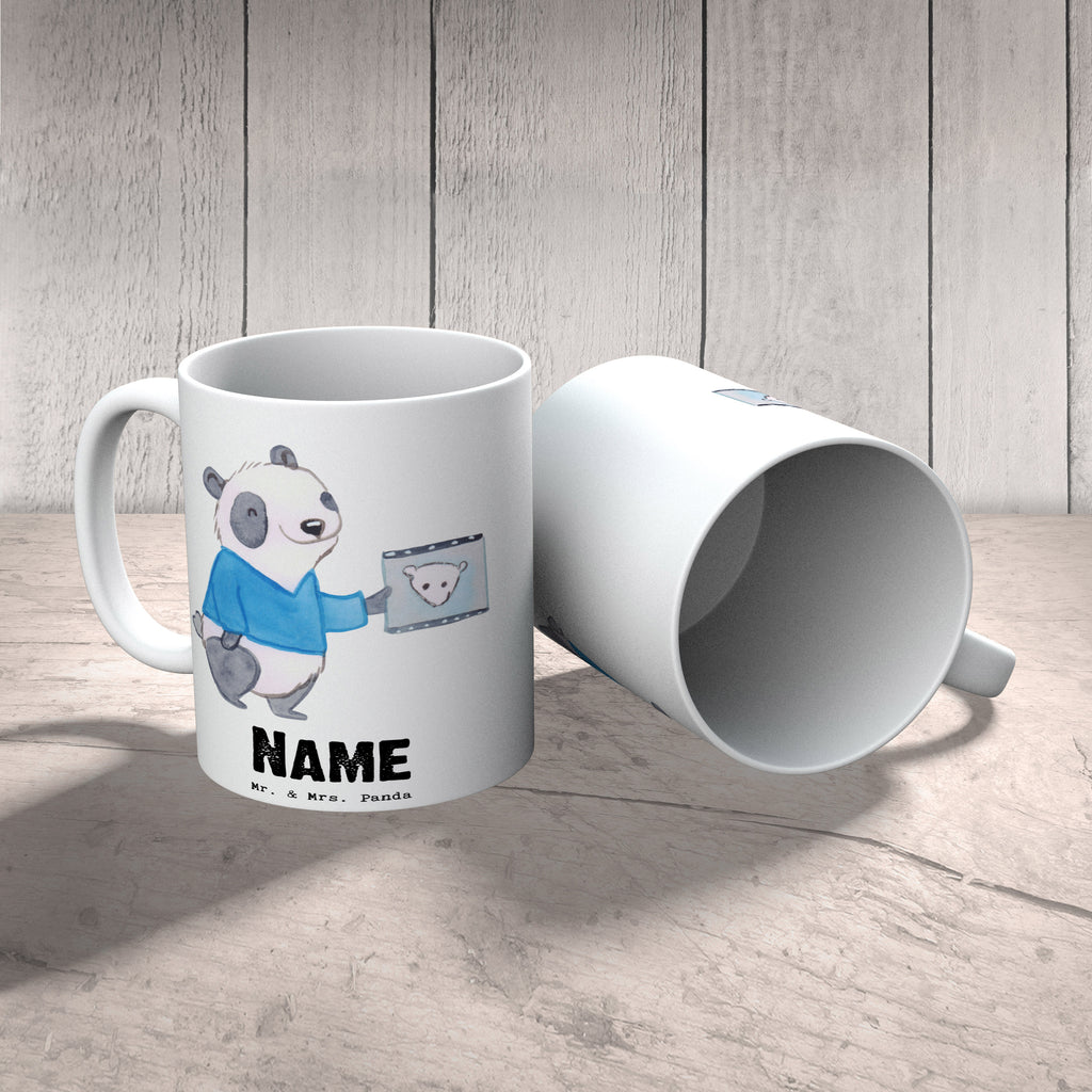 Personalisierte Tasse Facharzt für Radiologie mit Herz Personalisierte Tasse, Namenstasse, Wunschname, Personalisiert, Tasse, Namen, Drucken, Tasse mit Namen, Beruf, Ausbildung, Jubiläum, Abschied, Rente, Kollege, Kollegin, Geschenk, Schenken, Arbeitskollege, Mitarbeiter, Firma, Danke, Dankeschön