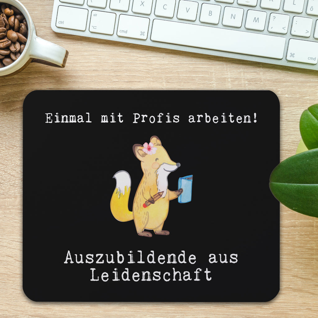 Mauspad Auszubildende aus Leidenschaft Mousepad, Computer zubehör, Büroausstattung, PC Zubehör, Arbeitszimmer, Mauspad, Einzigartiges Mauspad, Designer Mauspad, Mausunterlage, Mauspad Büro, Beruf, Ausbildung, Jubiläum, Abschied, Rente, Kollege, Kollegin, Geschenk, Schenken, Arbeitskollege, Mitarbeiter, Firma, Danke, Dankeschön, Auszubildende, Azubine, Ausbildungsbeginn, Abschlussprüfung, Beginn der Ausbildung, Glücksbringer zur Ausbildung