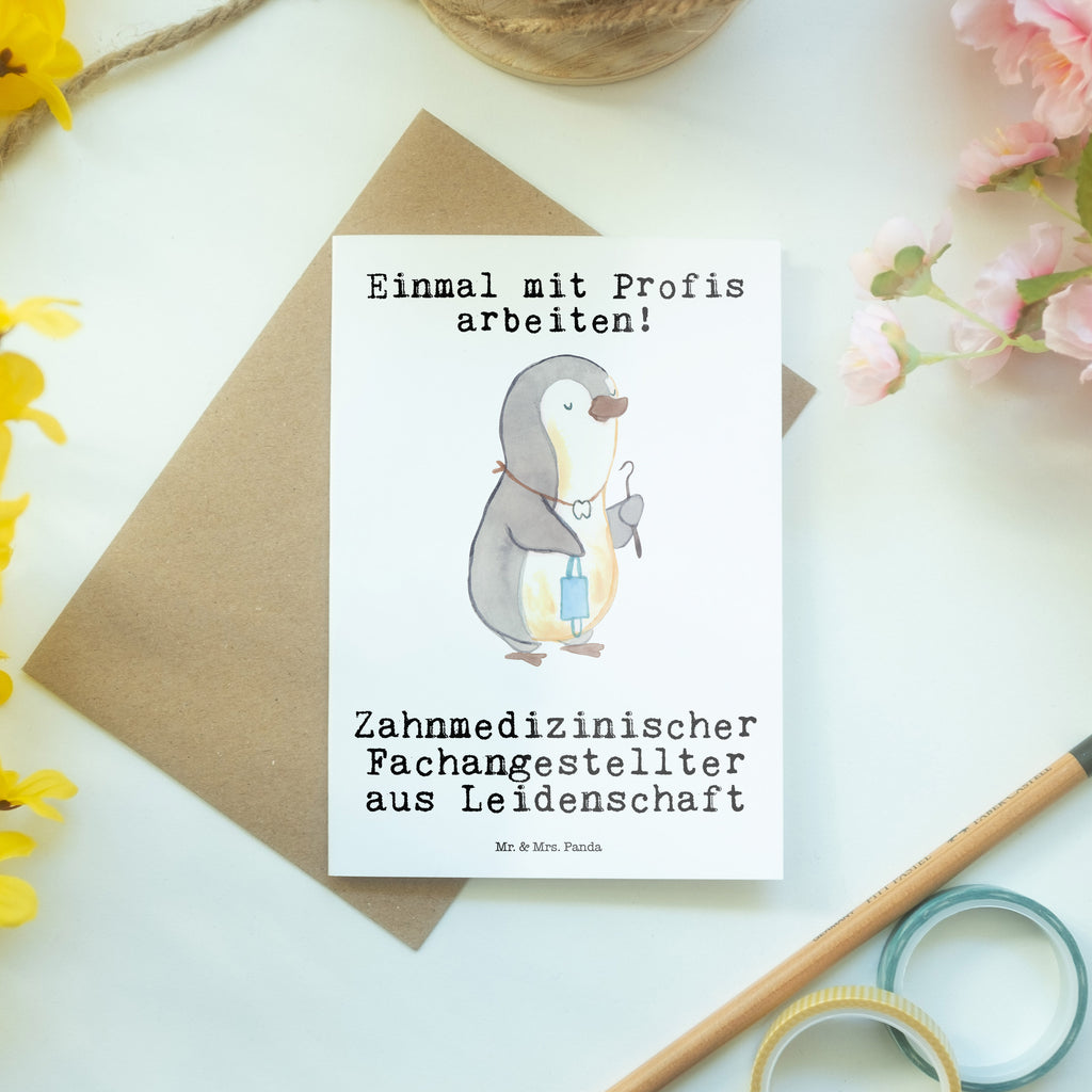 Grußkarte Zahnmedizinischer Fachangestellter aus Leidenschaft Grußkarte, Klappkarte, Einladungskarte, Glückwunschkarte, Hochzeitskarte, Geburtstagskarte, Karte, Ansichtskarten, Beruf, Ausbildung, Jubiläum, Abschied, Rente, Kollege, Kollegin, Geschenk, Schenken, Arbeitskollege, Mitarbeiter, Firma, Danke, Dankeschön