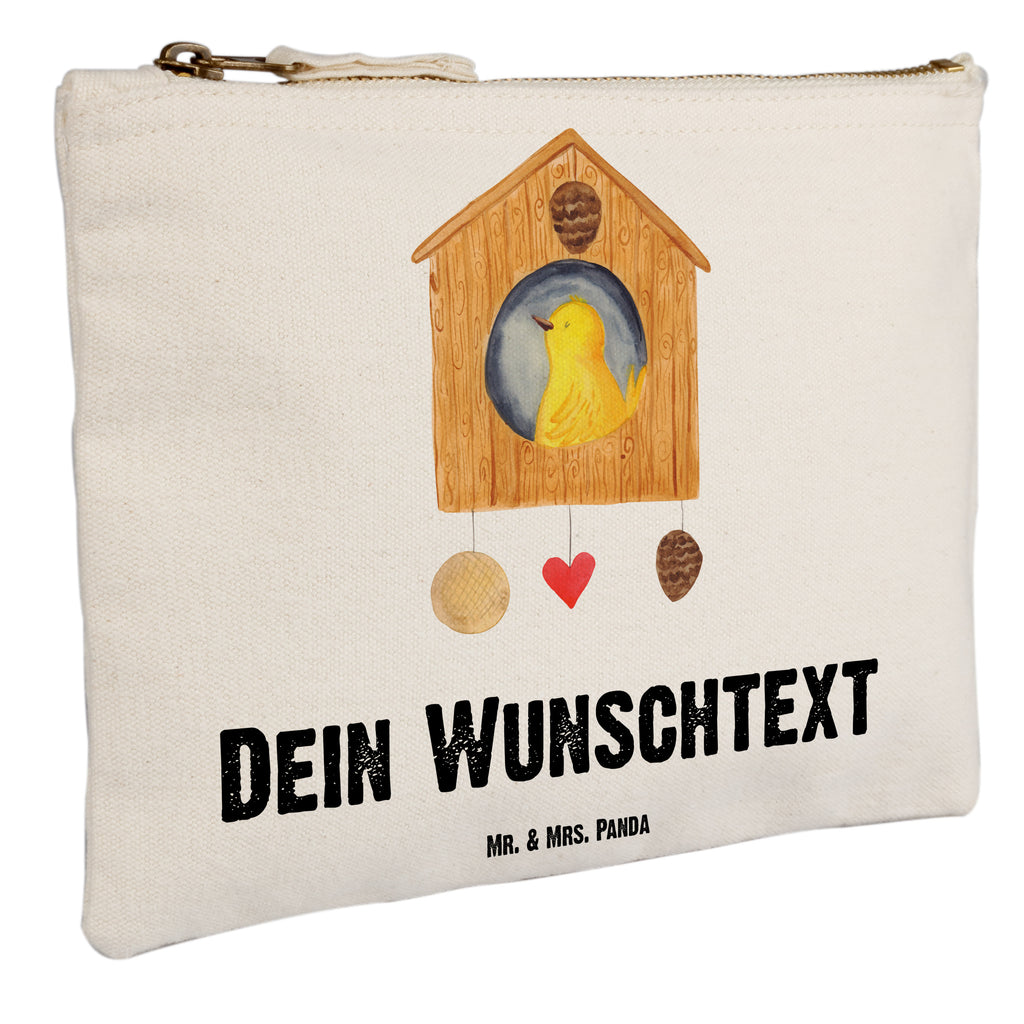 Personalisierte Schminktasche Vogelhaus Personalisierte Schminktasche, Personalisierte Kosmetiktasche, Personalisierter Kosmetikbeutel, Personalisiertes Stiftemäppchen, Personalisiertes Etui, Personalisierte Federmappe, Personalisierte Makeup Bag, Personalisiertes Schminketui, Personalisiertes Kosmetiketui, Personalisiertes Schlamperetui, Schminktasche mit Namen, Kosmetiktasche mit Namen, Kosmetikbeutel mit Namen, Stiftemäppchen mit Namen, Etui mit Namen, Federmappe mit Namen, Makeup Bg mit Namen, Schminketui mit Namen, Kosmetiketui mit Namen, Schlamperetui mit Namen, Schminktasche personalisieren, Schminktasche bedrucken, Schminktasche selbst gestalten, Tiermotive, Gute Laune, lustige Sprüche, Tiere, Vogel, Vögel, Vogelhaus, Vogelhäuschen, Home sweet home, Zuhause, Nest, Eigenheim, Familie, Wohnung, Haus, unser Haus, Lieblingsort, Castle