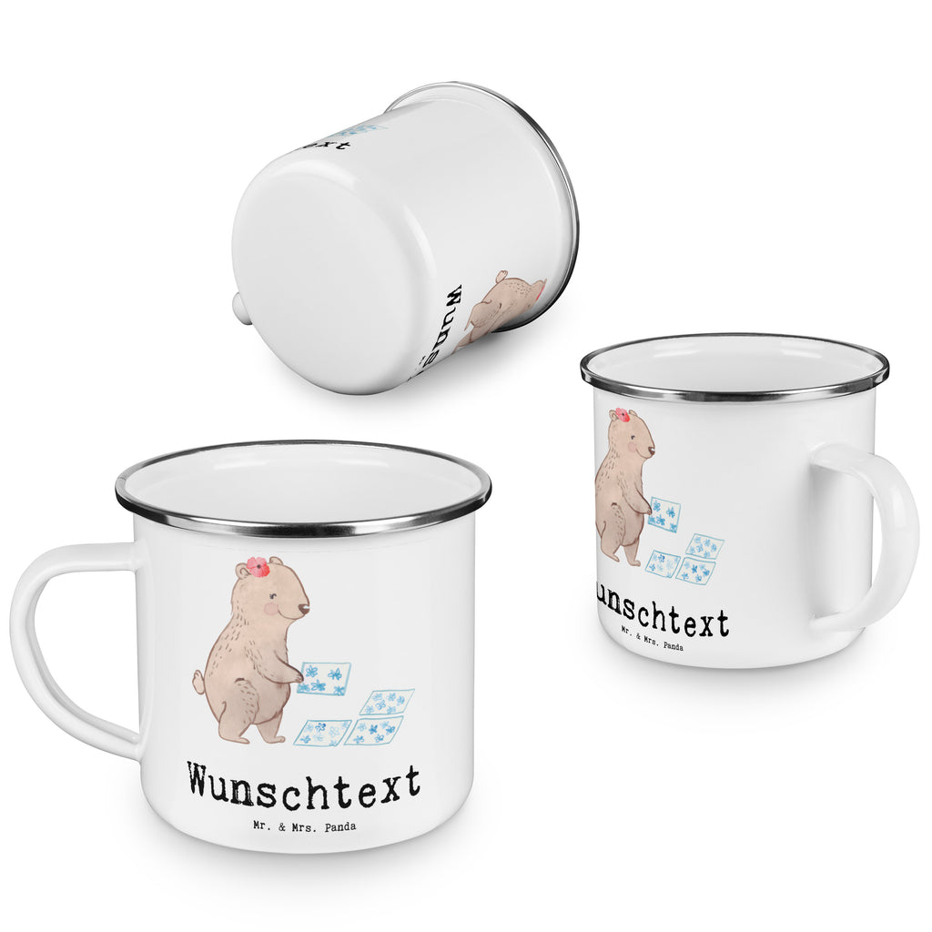 Personalisierte Emaille Tasse Fliesenlegerin mit Herz Emaille Tasse personalisiert, Emaille Tasse mit Namen, Campingtasse personalisiert, Namenstasse, Campingtasse bedrucken, Campinggeschirr personalsisert, tasse mit namen, personalisierte tassen, personalisierte tasse, tasse selbst gestalten, tasse bedrucken, tassen bedrucken, Beruf, Ausbildung, Jubiläum, Abschied, Rente, Kollege, Kollegin, Geschenk, Schenken, Arbeitskollege, Mitarbeiter, Firma, Danke, Dankeschön, Fliesenlegerin, Gesellenprüfung, Fliesenlegermeisterin, Fliesenlegerbetrieb, Fliesenfachhandel, Handwerk