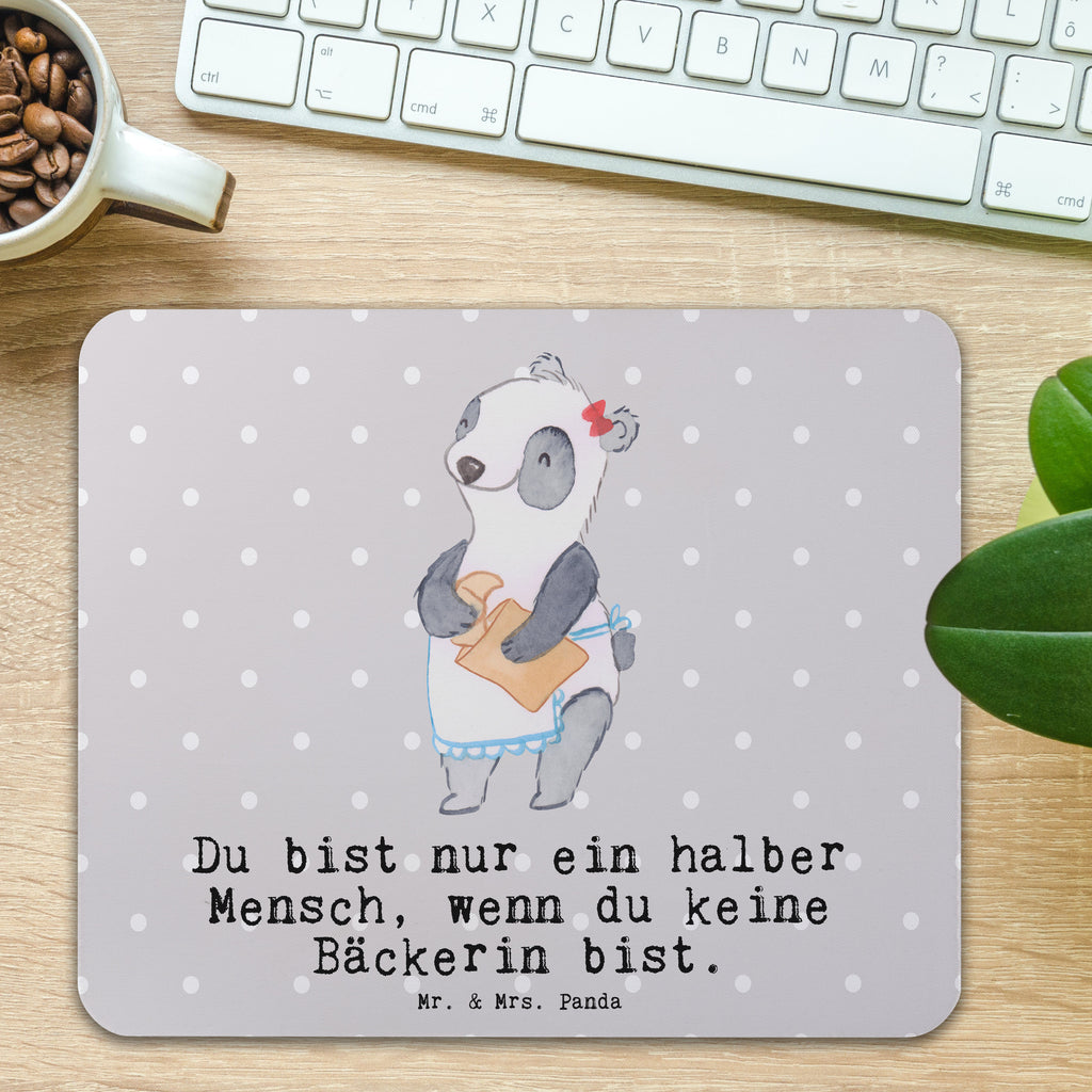 Mauspad Bäckerin mit Herz Mousepad, Computer zubehör, Büroausstattung, PC Zubehör, Arbeitszimmer, Mauspad, Einzigartiges Mauspad, Designer Mauspad, Mausunterlage, Mauspad Büro, Beruf, Ausbildung, Jubiläum, Abschied, Rente, Kollege, Kollegin, Geschenk, Schenken, Arbeitskollege, Mitarbeiter, Firma, Danke, Dankeschön, Bäckerin, Konditorin, Brotbäckerin, Bäckerei, Backstube, Bäckerladen, Brotmanufaktur