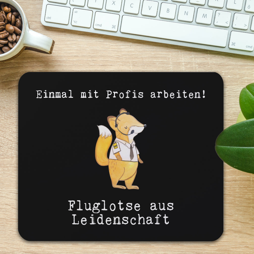 Mauspad Fluglotse aus Leidenschaft Mousepad, Computer zubehör, Büroausstattung, PC Zubehör, Arbeitszimmer, Mauspad, Einzigartiges Mauspad, Designer Mauspad, Mausunterlage, Mauspad Büro, Beruf, Ausbildung, Jubiläum, Abschied, Rente, Kollege, Kollegin, Geschenk, Schenken, Arbeitskollege, Mitarbeiter, Firma, Danke, Dankeschön, Fluglotse, Flugverkehrsleiter, Luftfahrtpersonal, Flugsicherung