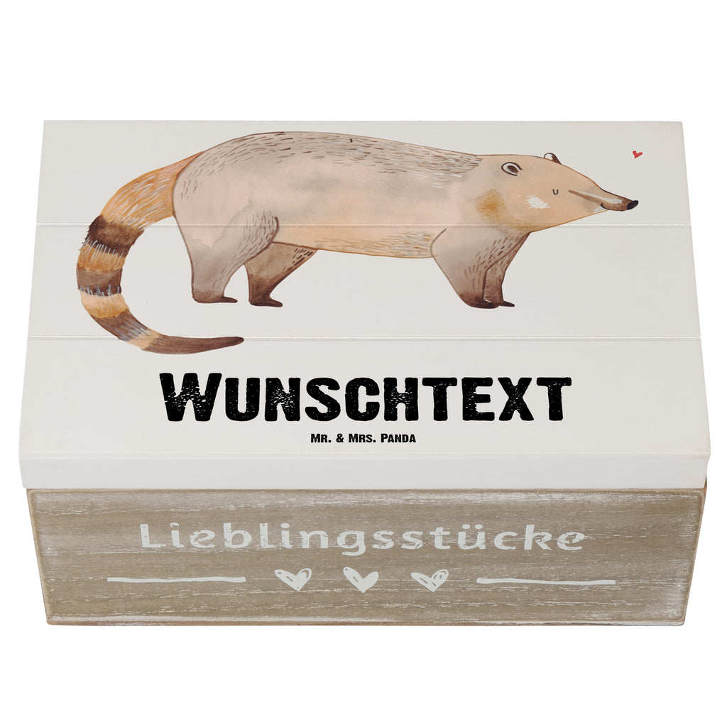 Personalisierte Holzkiste Nasenbaer Holzkiste mit Namen, Kiste mit Namen, Schatzkiste mit Namen, Truhe mit Namen, Schatulle mit Namen, Erinnerungsbox mit Namen, Erinnerungskiste, mit Namen, Dekokiste mit Namen, Aufbewahrungsbox mit Namen, Holzkiste Personalisiert, Kiste Personalisiert, Schatzkiste Personalisiert, Truhe Personalisiert, Schatulle Personalisiert, Erinnerungsbox Personalisiert, Erinnerungskiste Personalisiert, Dekokiste Personalisiert, Aufbewahrungsbox Personalisiert, Geschenkbox personalisiert, GEschenkdose personalisiert, Tiermotive, Gute Laune, lustige Sprüche, Tiere, Nasenbär, Nasenbären, Rüsselbär, Bär