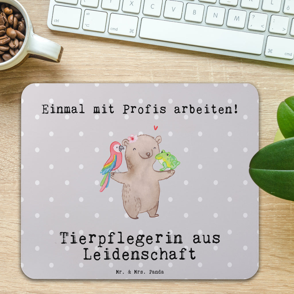 Mauspad Tierpflegerin aus Leidenschaft Mousepad, Computer zubehör, Büroausstattung, PC Zubehör, Arbeitszimmer, Mauspad, Einzigartiges Mauspad, Designer Mauspad, Mausunterlage, Mauspad Büro, Beruf, Ausbildung, Jubiläum, Abschied, Rente, Kollege, Kollegin, Geschenk, Schenken, Arbeitskollege, Mitarbeiter, Firma, Danke, Dankeschön