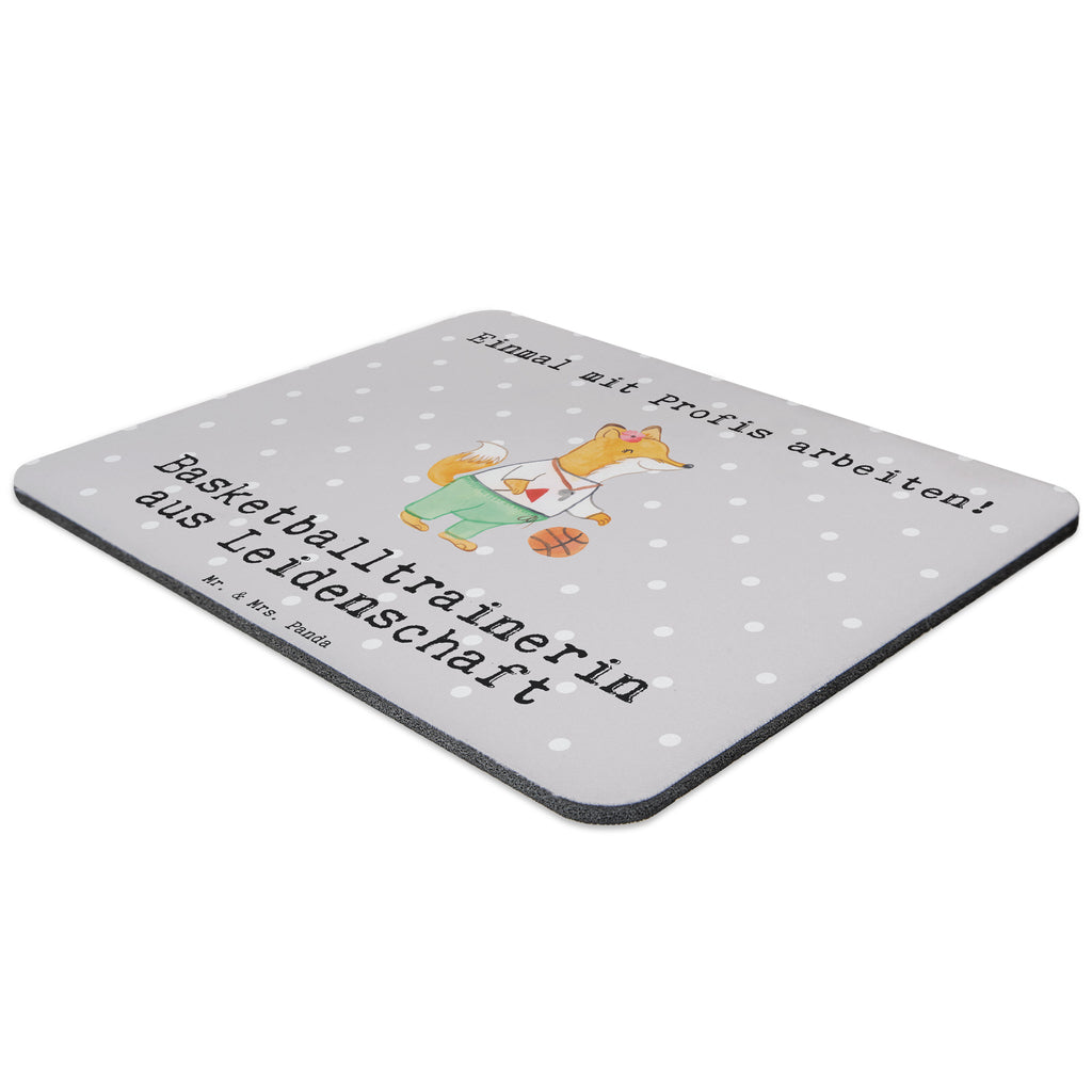 Mauspad Basketballtrainerin aus Leidenschaft Mousepad, Computer zubehör, Büroausstattung, PC Zubehör, Arbeitszimmer, Mauspad, Einzigartiges Mauspad, Designer Mauspad, Mausunterlage, Mauspad Büro, Beruf, Ausbildung, Jubiläum, Abschied, Rente, Kollege, Kollegin, Geschenk, Schenken, Arbeitskollege, Mitarbeiter, Firma, Danke, Dankeschön, Basketballtrainerin, Basketball, Sport, Ballsport, Basketballcoach, Basketballerin, Verein