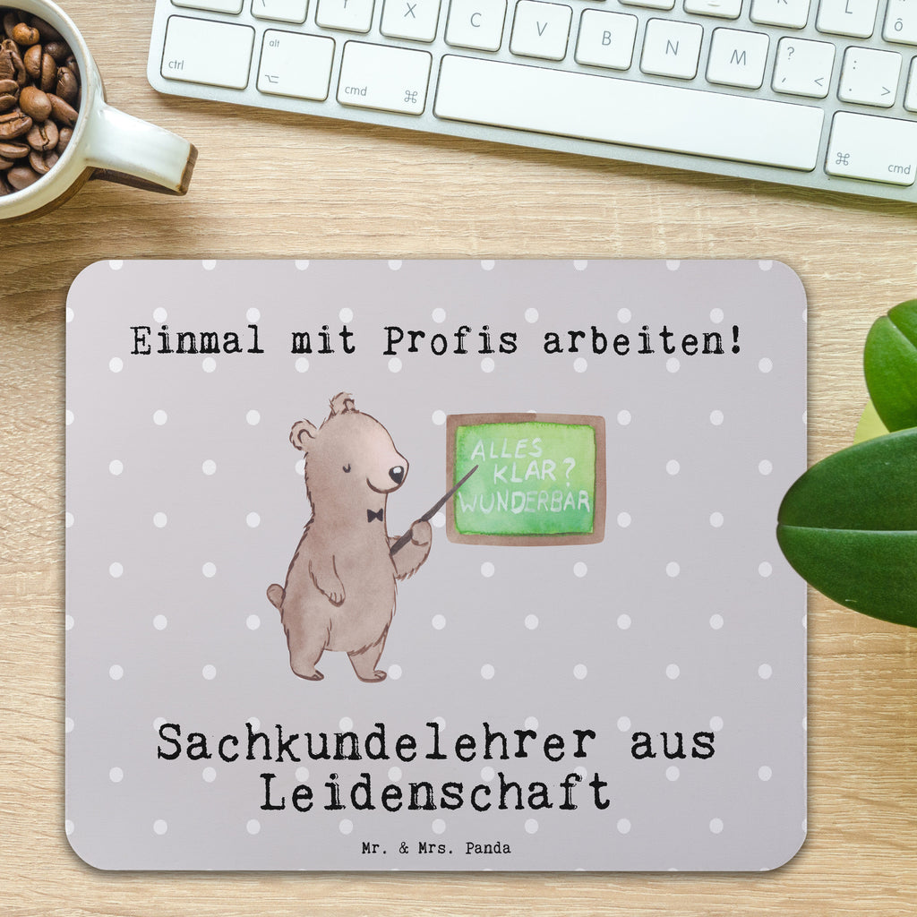 Mauspad Sachkundelehrer aus Leidenschaft Mousepad, Computer zubehör, Büroausstattung, PC Zubehör, Arbeitszimmer, Mauspad, Einzigartiges Mauspad, Designer Mauspad, Mausunterlage, Mauspad Büro, Beruf, Ausbildung, Jubiläum, Abschied, Rente, Kollege, Kollegin, Geschenk, Schenken, Arbeitskollege, Mitarbeiter, Firma, Danke, Dankeschön, Sachkundelehrer, Sachkundeunterricht, Schule, Grundschule