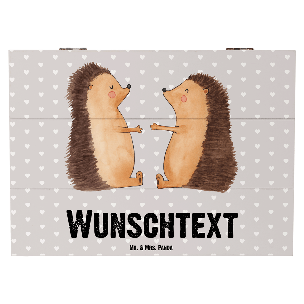 Personalisierte Holzkiste Igel Liebe Holzkiste mit Namen, Kiste mit Namen, Schatzkiste mit Namen, Truhe mit Namen, Schatulle mit Namen, Erinnerungsbox mit Namen, Erinnerungskiste, mit Namen, Dekokiste mit Namen, Aufbewahrungsbox mit Namen, Holzkiste Personalisiert, Kiste Personalisiert, Schatzkiste Personalisiert, Truhe Personalisiert, Schatulle Personalisiert, Erinnerungsbox Personalisiert, Erinnerungskiste Personalisiert, Dekokiste Personalisiert, Aufbewahrungsbox Personalisiert, Geschenkbox personalisiert, GEschenkdose personalisiert, Liebe, Partner, Freund, Freundin, Ehemann, Ehefrau, Heiraten, Verlobung, Heiratsantrag, Liebesgeschenk, Jahrestag, Hocheitstag, Verliebt, Verlobt, Verheiratet, Geschenk, Liebesbeweis, Hochzeitstag, Hochzeit, Igel