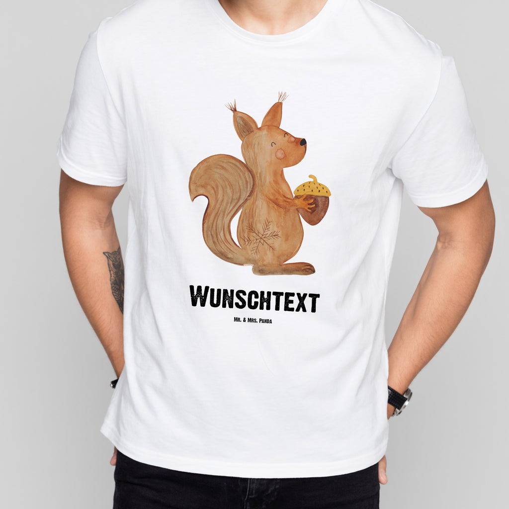 Personalisiertes T-Shirt Eichhörnchen Weihnachten T-Shirt Personalisiert, T-Shirt mit Namen, T-Shirt mit Aufruck, Männer, Frauen, Wunschtext, Bedrucken, Winter, Weihnachten, Weihnachtsdeko, Nikolaus, Advent, Heiligabend, Wintermotiv, Frohe Weihnachten, Frohes neues Jahr, Guten Rutsch, Weihnachtsmotiv, Weihnachtsgruß, Neujahr, Vogel