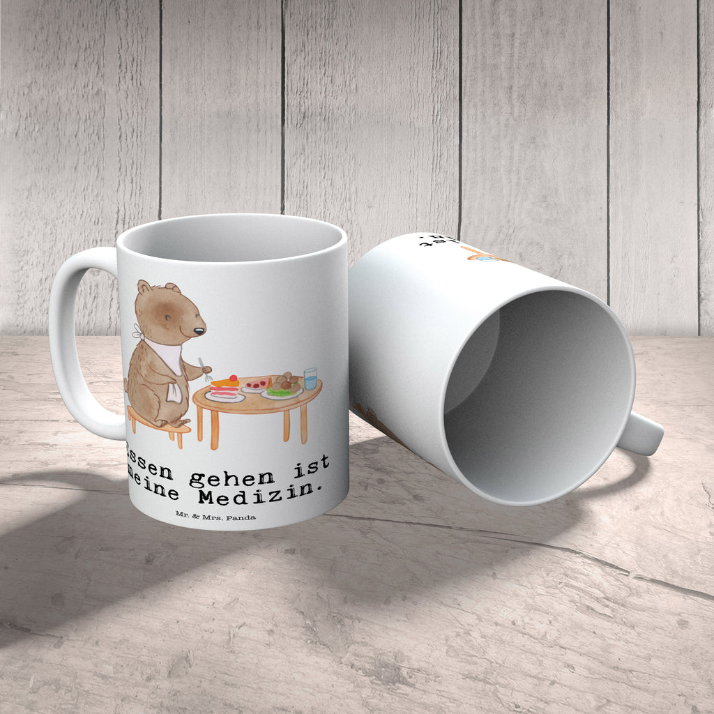 Tasse Bär Essen gehen Tasse, Kaffeetasse, Teetasse, Becher, Kaffeebecher, Teebecher, Keramiktasse, Porzellantasse, Büro Tasse, Geschenk Tasse, Tasse Sprüche, Tasse Motive, Kaffeetassen, Tasse bedrucken, Designer Tasse, Cappuccino Tassen, Schöne Teetassen, Geschenk, Sport, Sportart, Hobby, Schenken, Danke, Dankeschön, Auszeichnung, Gewinn, Sportler, Essen gehen, Essen, Restaurant, Restaurantbesuch, Köstlichkeiten