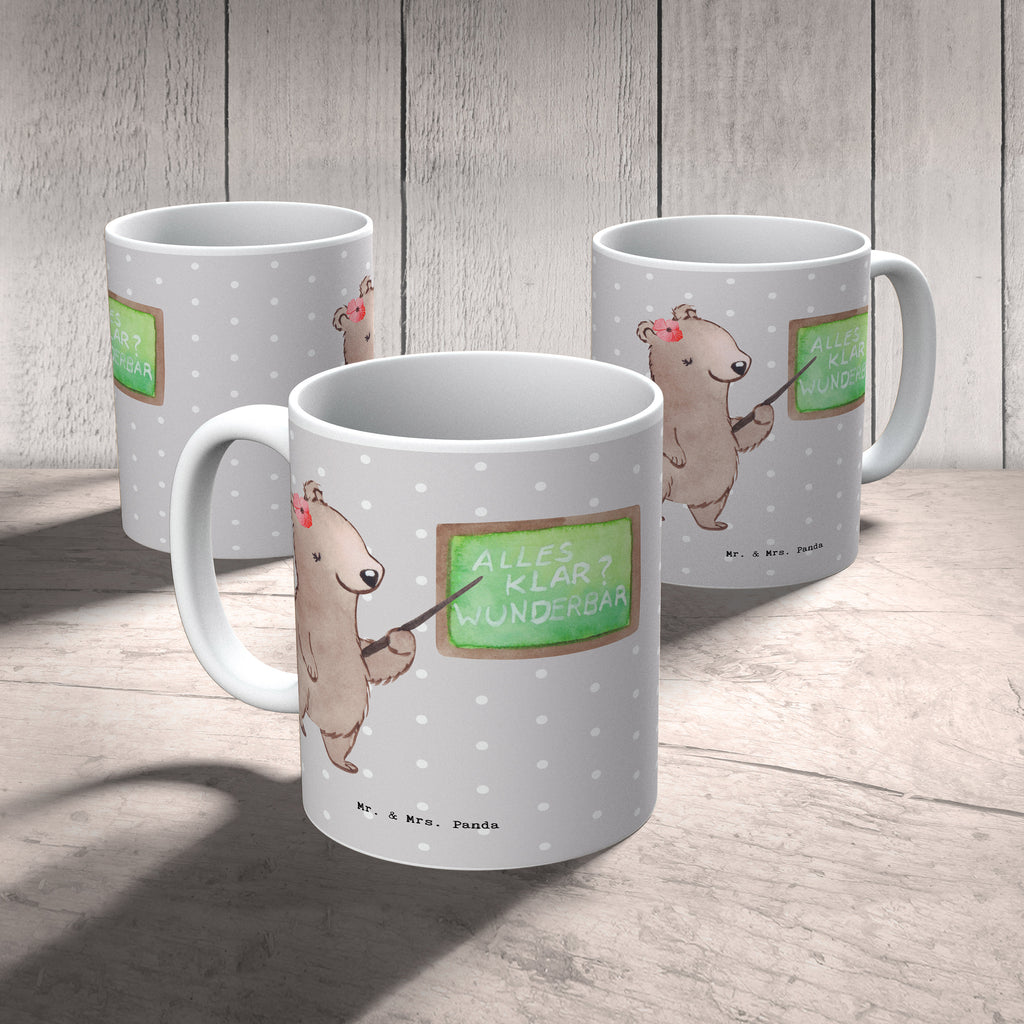 Tasse Dozentin mit Herz Tasse, Kaffeetasse, Teetasse, Becher, Kaffeebecher, Teebecher, Keramiktasse, Porzellantasse, Büro Tasse, Geschenk Tasse, Tasse Sprüche, Tasse Motive, Kaffeetassen, Tasse bedrucken, Designer Tasse, Cappuccino Tassen, Schöne Teetassen, Beruf, Ausbildung, Jubiläum, Abschied, Rente, Kollege, Kollegin, Geschenk, Schenken, Arbeitskollege, Mitarbeiter, Firma, Danke, Dankeschön, Dozentin, Professorin, Universität, Vorlesung, Tutorin, Akademikerin, Uni, Unterricht