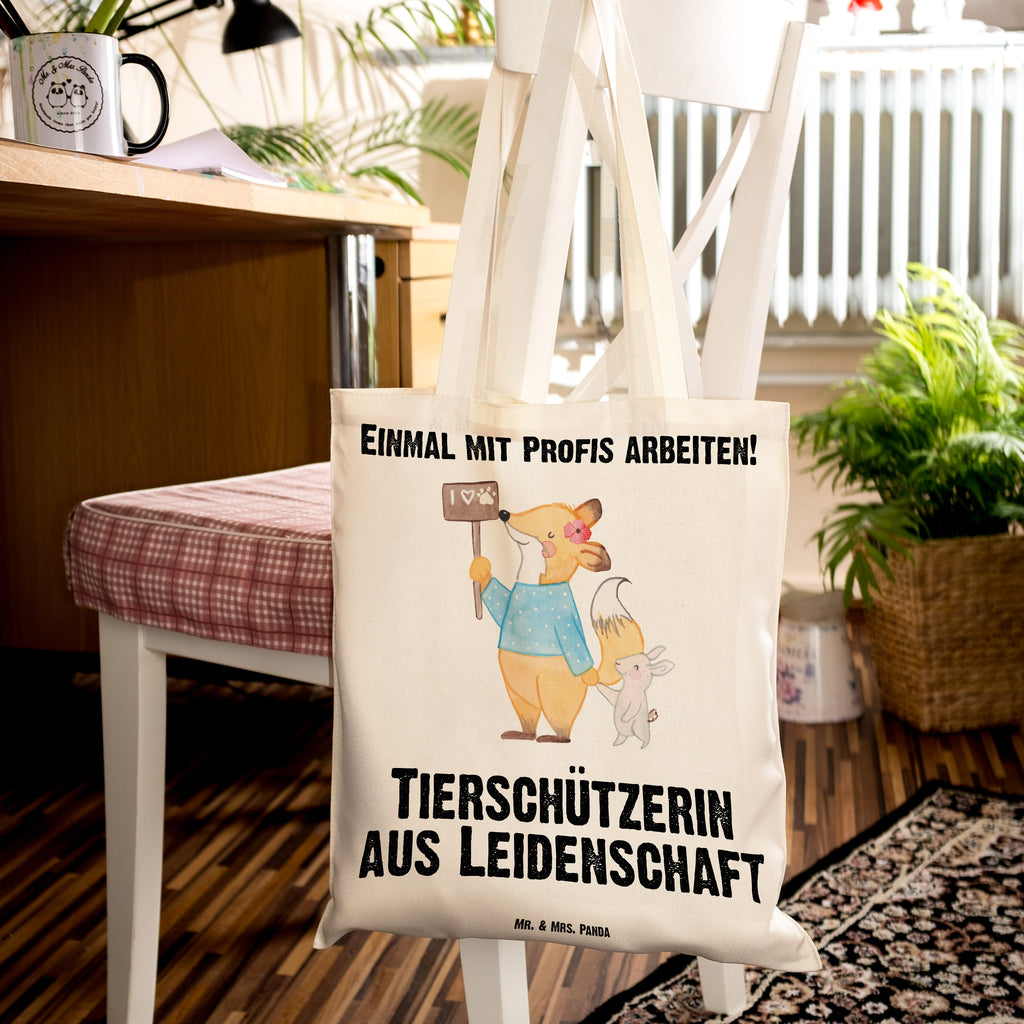 Tragetasche Tierschützerin aus Leidenschaft Beuteltasche, Beutel, Einkaufstasche, Jutebeutel, Stoffbeutel, Tasche, Shopper, Umhängetasche, Strandtasche, Schultertasche, Stofftasche, Tragetasche, Badetasche, Jutetasche, Einkaufstüte, Laptoptasche, Beruf, Ausbildung, Jubiläum, Abschied, Rente, Kollege, Kollegin, Geschenk, Schenken, Arbeitskollege, Mitarbeiter, Firma, Danke, Dankeschön