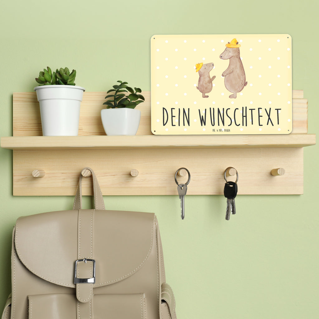 Personalisiertes Blechschild Bären mit Hut Blechschild, Metallschild, Geschenk Schild, Schild, Magnet-Metall-Schild, Deko Schild, Wandschild, Wand-Dekoration, Türschild, Familie, Vatertag, Muttertag, Bruder, Schwester, Mama, Papa, Oma, Opa, Bär, Bären, Vater, Papi, Paps, Dad, Daddy, Lieblingsmensch, Sohn, Söhne, Kind, Kinder, Vater-Sohn, Family, Vorbild