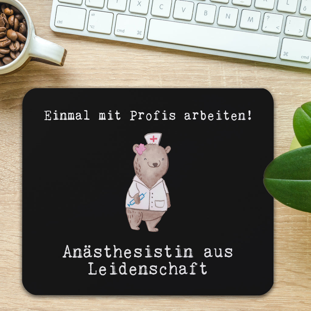 Mauspad Anästhesistin aus Leidenschaft Mousepad, Computer zubehör, Büroausstattung, PC Zubehör, Arbeitszimmer, Mauspad, Einzigartiges Mauspad, Designer Mauspad, Mausunterlage, Mauspad Büro, Beruf, Ausbildung, Jubiläum, Abschied, Rente, Kollege, Kollegin, Geschenk, Schenken, Arbeitskollege, Mitarbeiter, Firma, Danke, Dankeschön, Anästhesistin, Narkoseärztin, Anästhesie, Krankenhaus, Studium