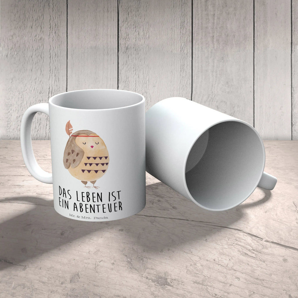 Tasse Eule Federschmuck Tasse, Kaffeetasse, Teetasse, Becher, Kaffeebecher, Teebecher, Keramiktasse, Porzellantasse, Büro Tasse, Geschenk Tasse, Tasse Sprüche, Tasse Motive, Kaffeetassen, Tasse bedrucken, Designer Tasse, Cappuccino Tassen, Schöne Teetassen, Eule, Eule Deko, Owl, Das Leben ist ein Abenteuer, Reisespruch, Federschmuck, Dekoration