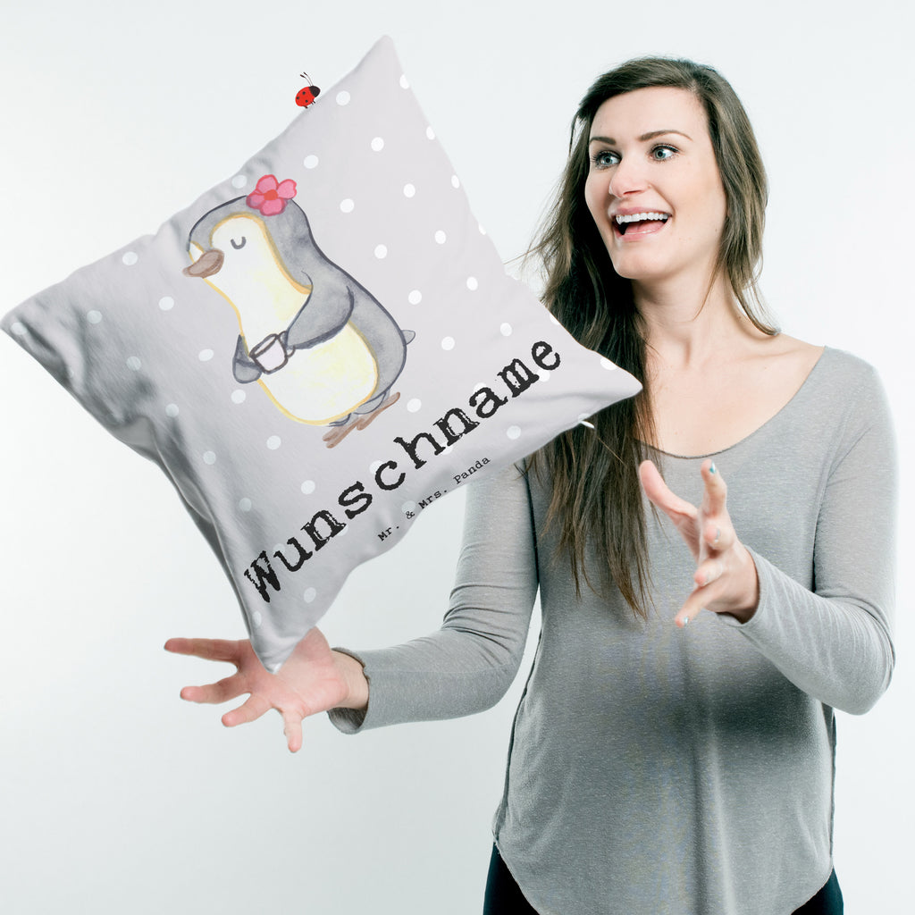 Personalisiertes Kissen Pinguin Beste Schwiegermutter der Welt Kissen, personalisiert, Name, Wunschname, bedrucken, Kopfkissen, für, Dankeschön, Geschenk, Schenken, Geburtstag, Geburtstagsgeschenk, Geschenkidee, Danke, Bedanken, Mitbringsel, Freude machen, Geschenktipp, Schwiegermutter, Schwiegermama, Schwiegereltern, Mama, Mutter, Mutter des Ehepartners, angeheiratet