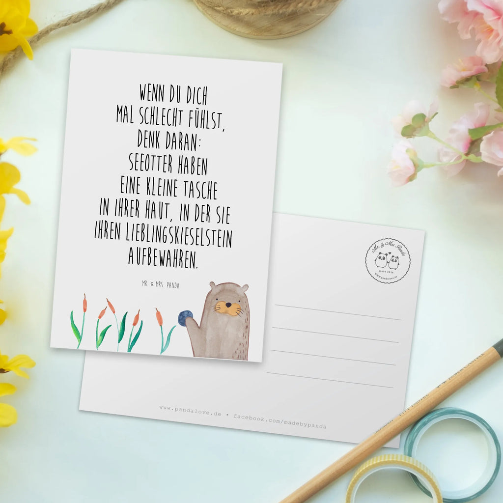 Postkarte Otter Stein Postkarte, Karte, Geschenkkarte, Grußkarte, Einladung, Ansichtskarte, Geburtstagskarte, Einladungskarte, Dankeskarte, Ansichtskarten, Einladung Geburtstag, Einladungskarten Geburtstag, Otter, Fischotter, Seeotter, Otter Seeotter See Otter